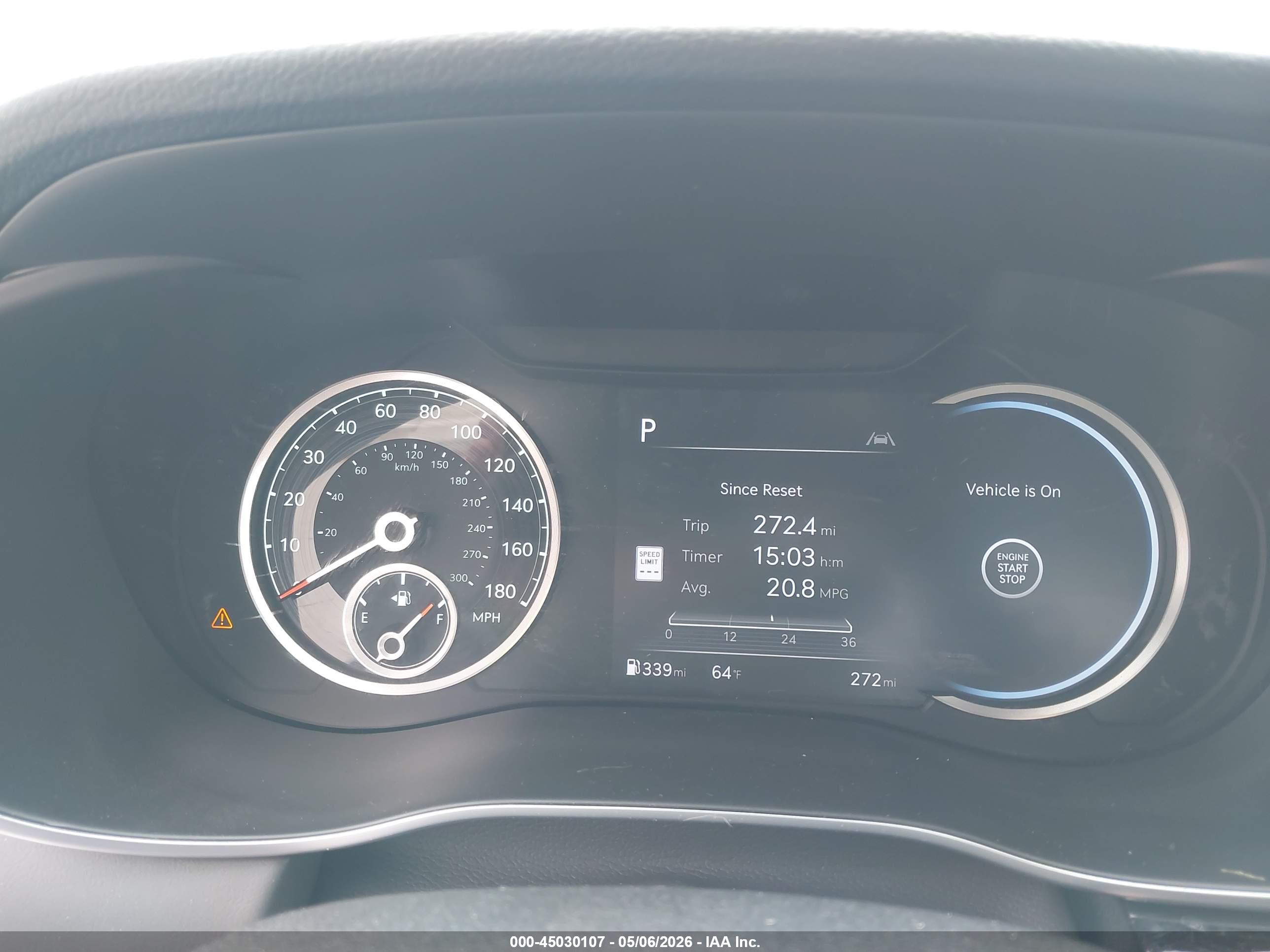 GENESIS G70 image 7