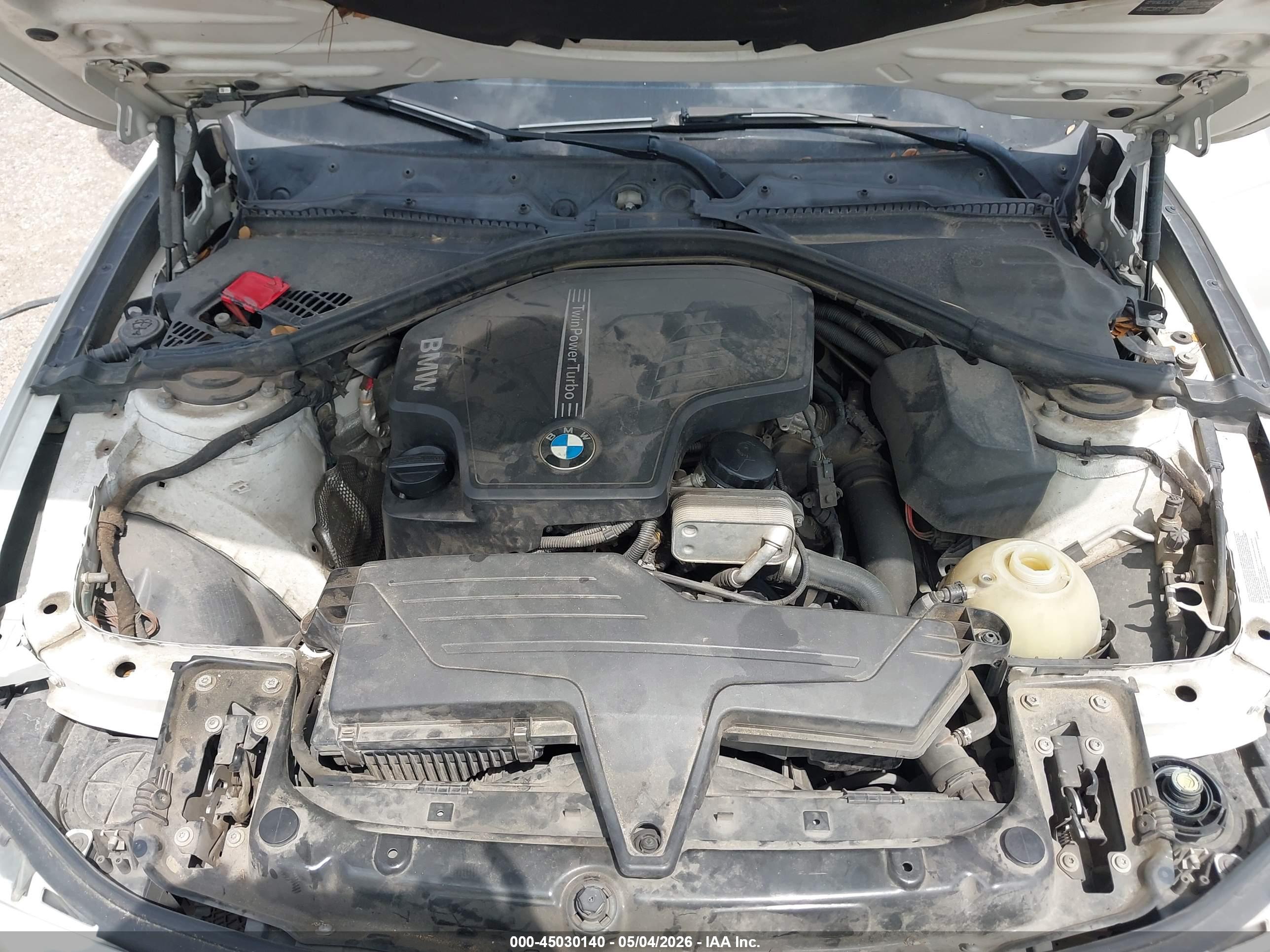 BMW 320I image 10