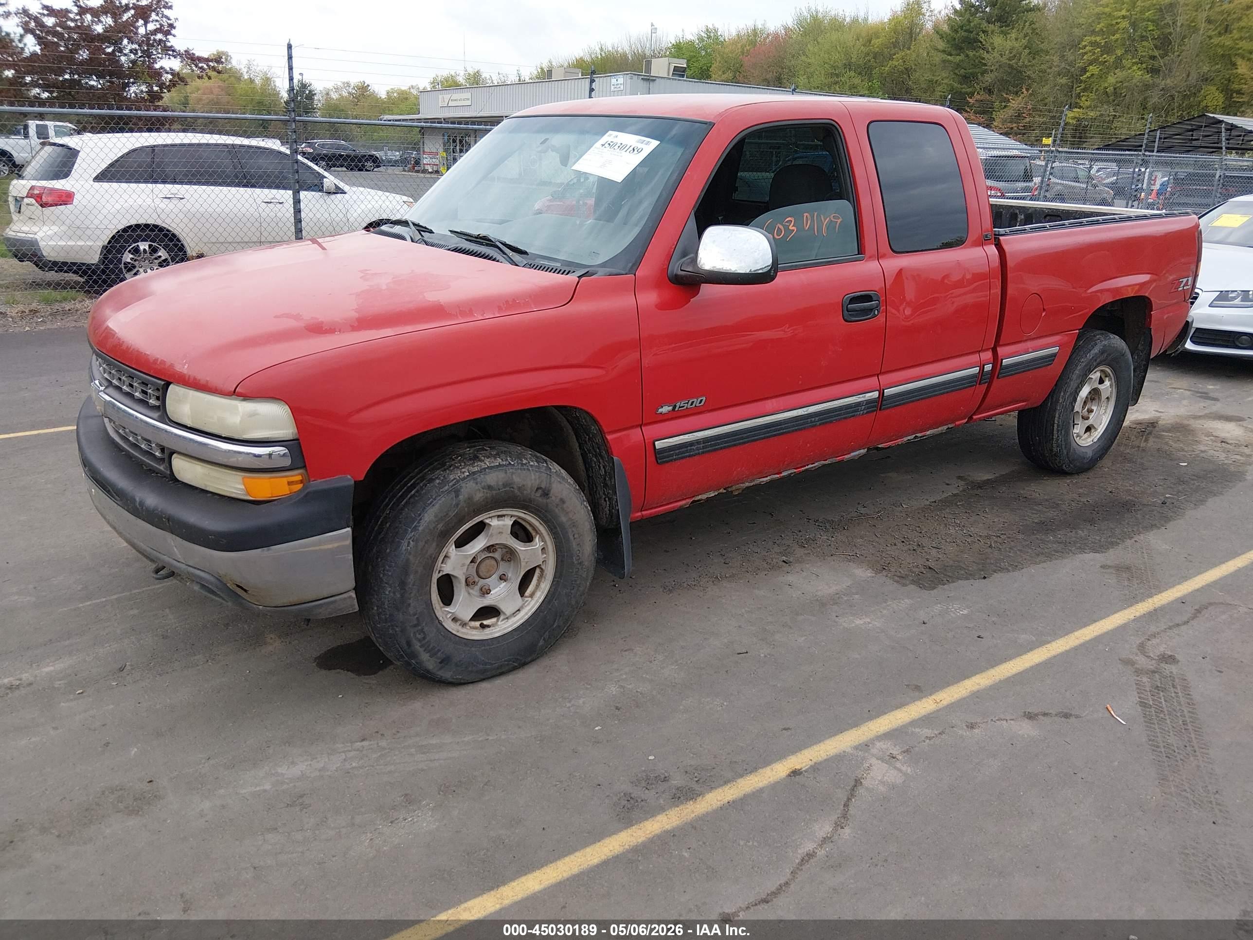 CHEVROLET SILVERADO image 2