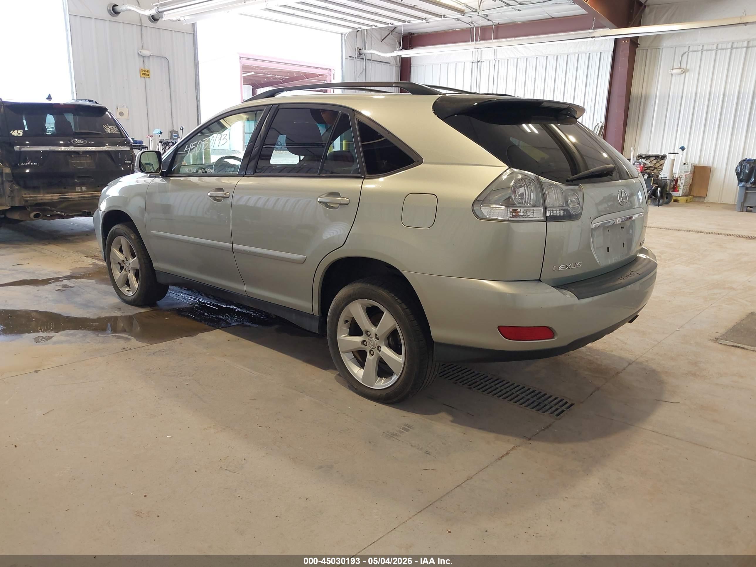 LEXUS RX image 3