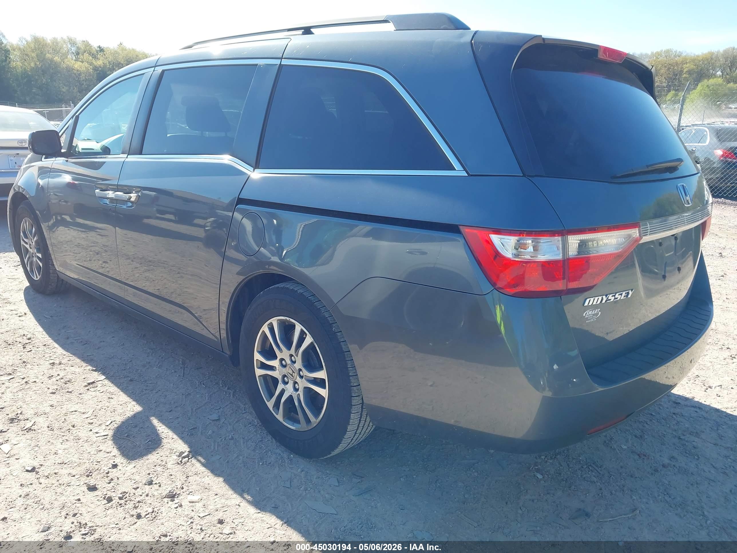 HONDA ODYSSEY image 3