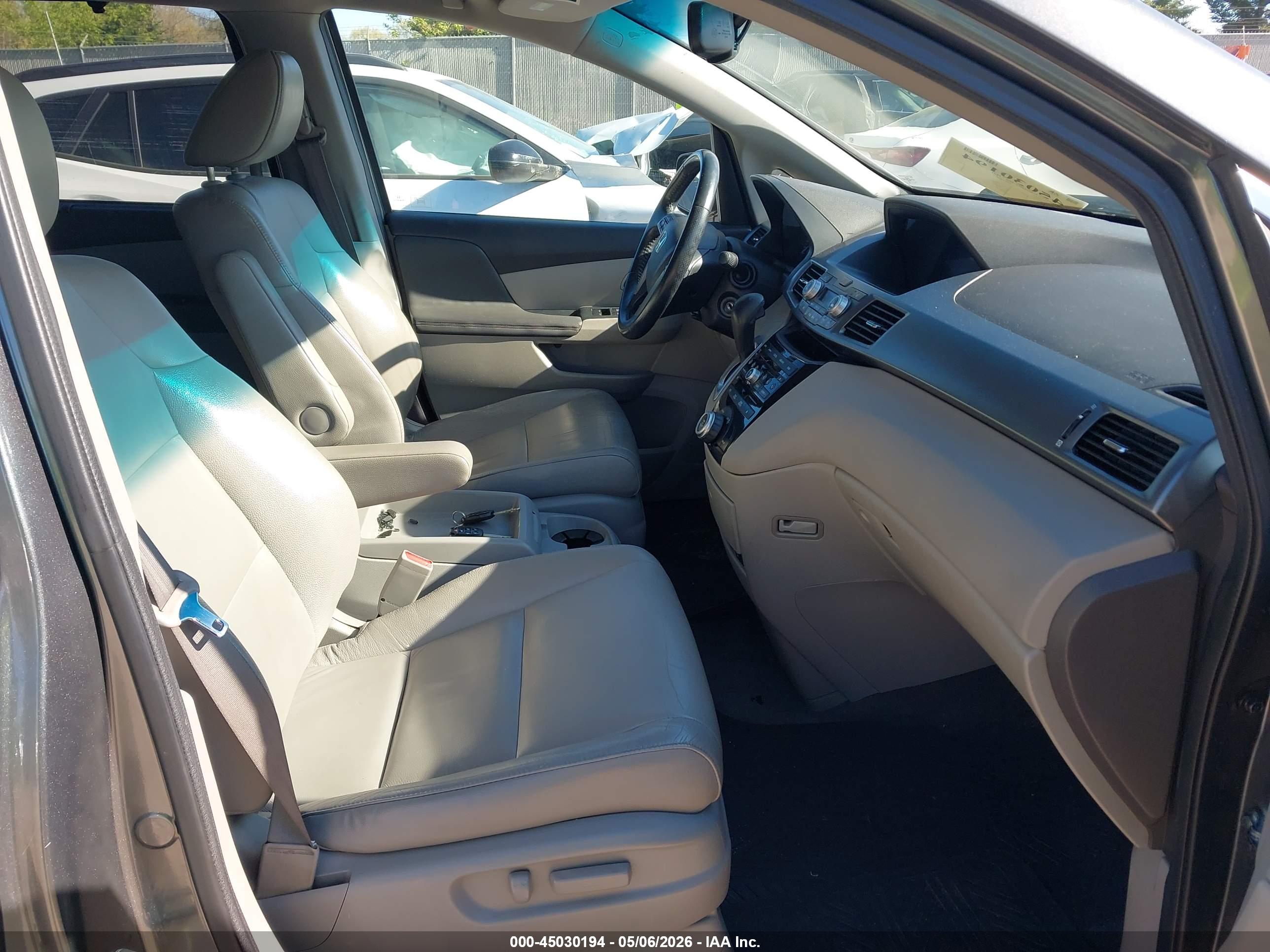 HONDA ODYSSEY image 5