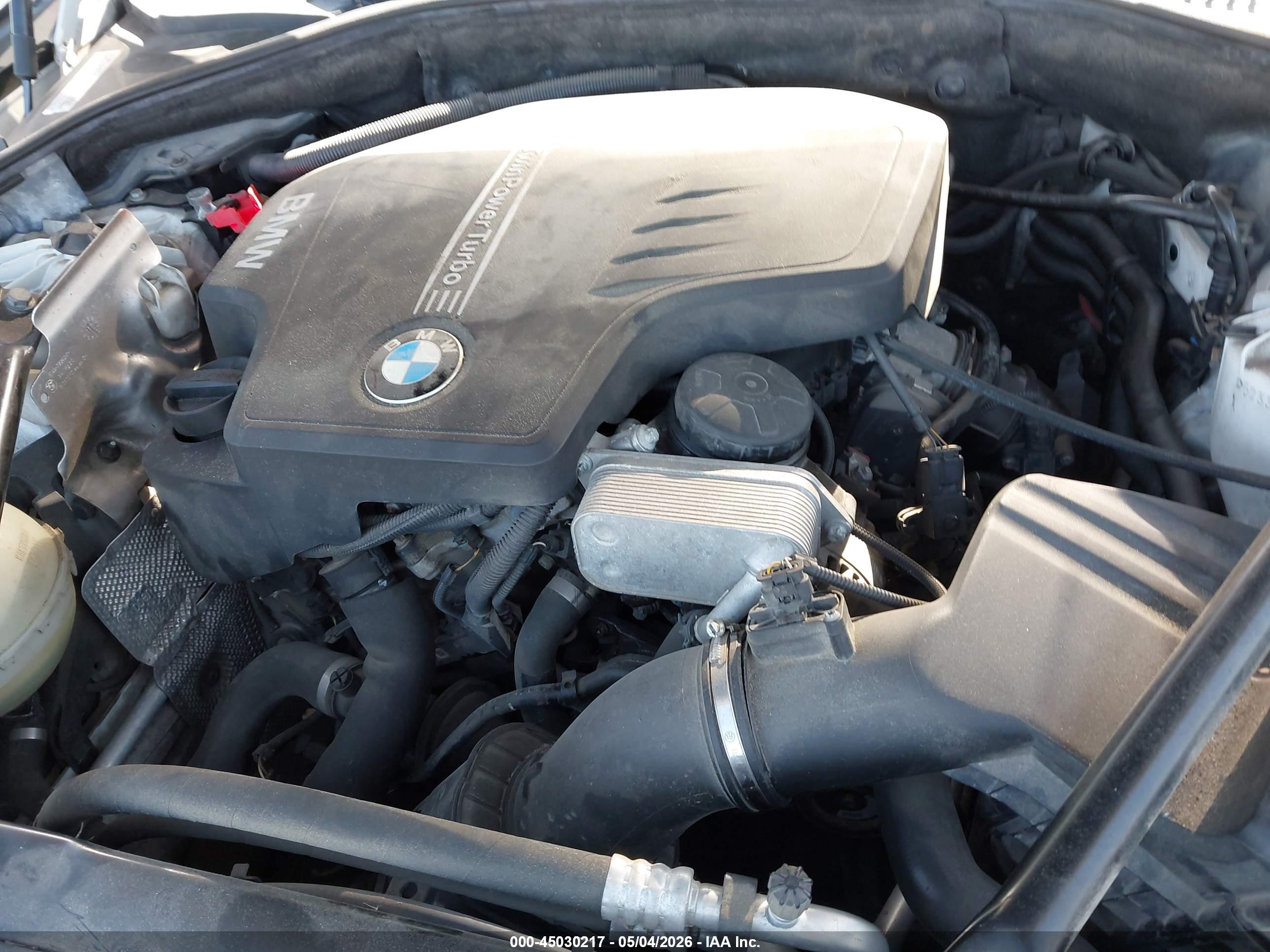 BMW 528I image 10