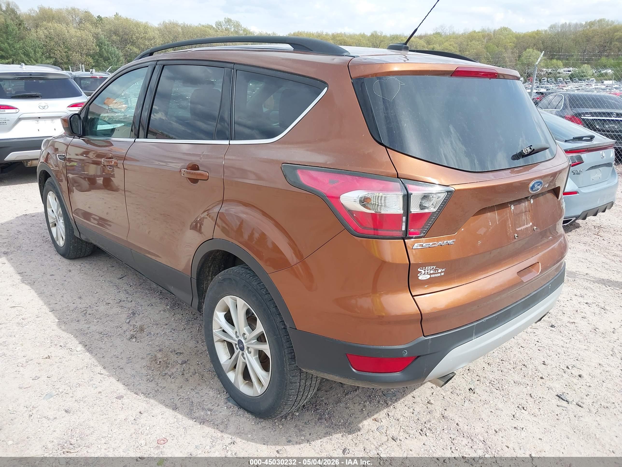 FORD ESCAPE image 3