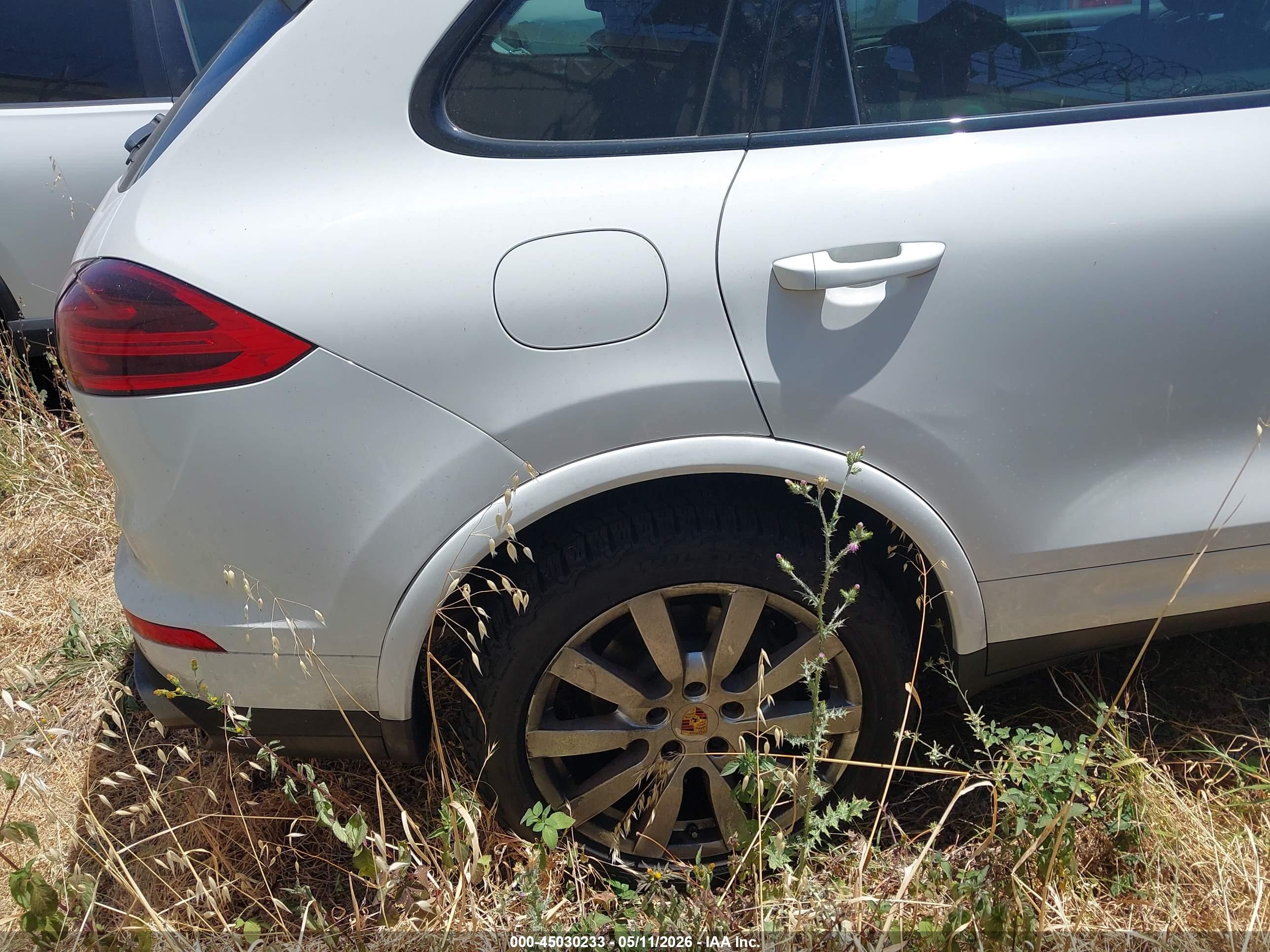 PORSCHE CAYENNE image 4