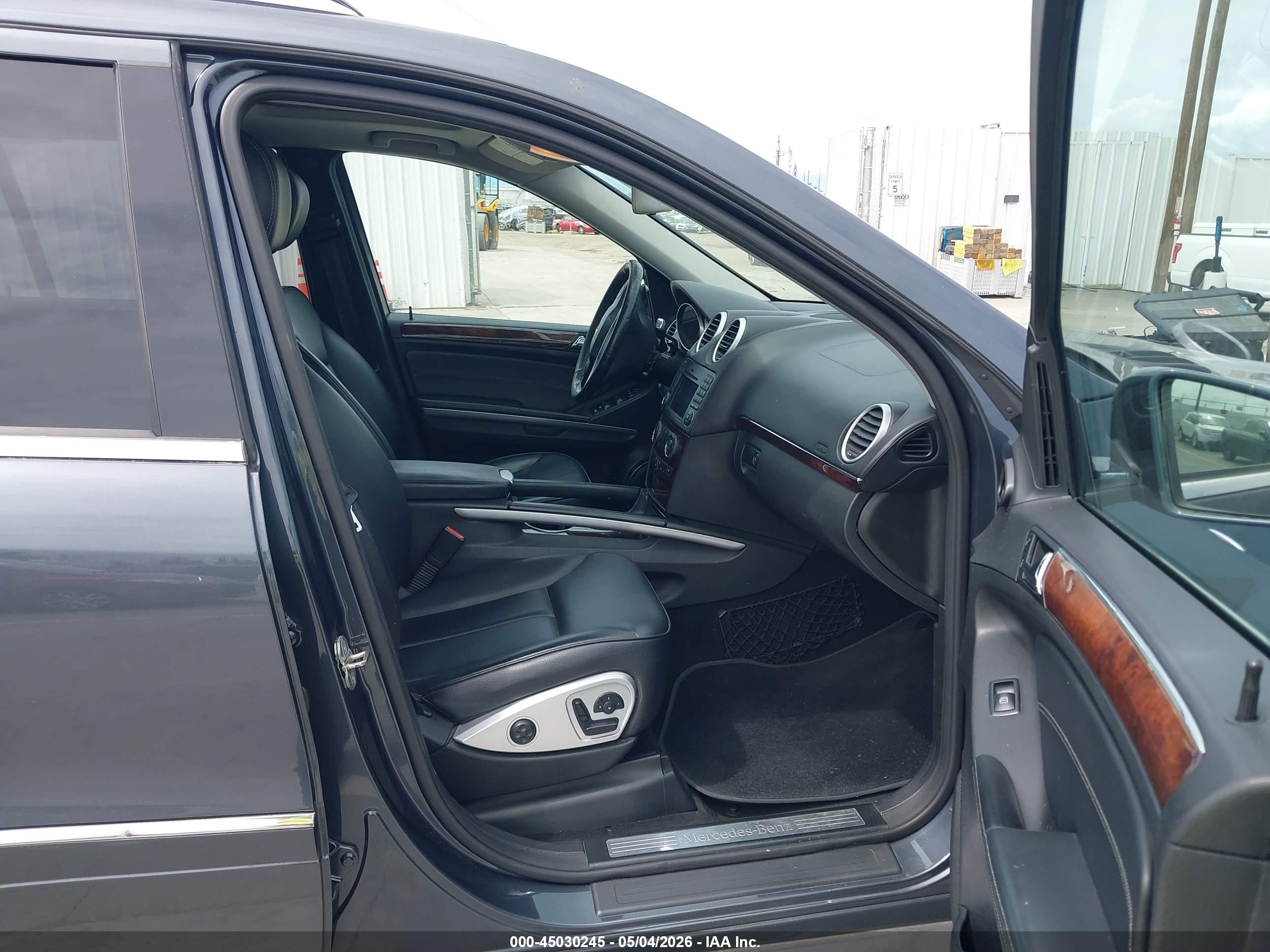 MERCEDES-BENZ GL image 5