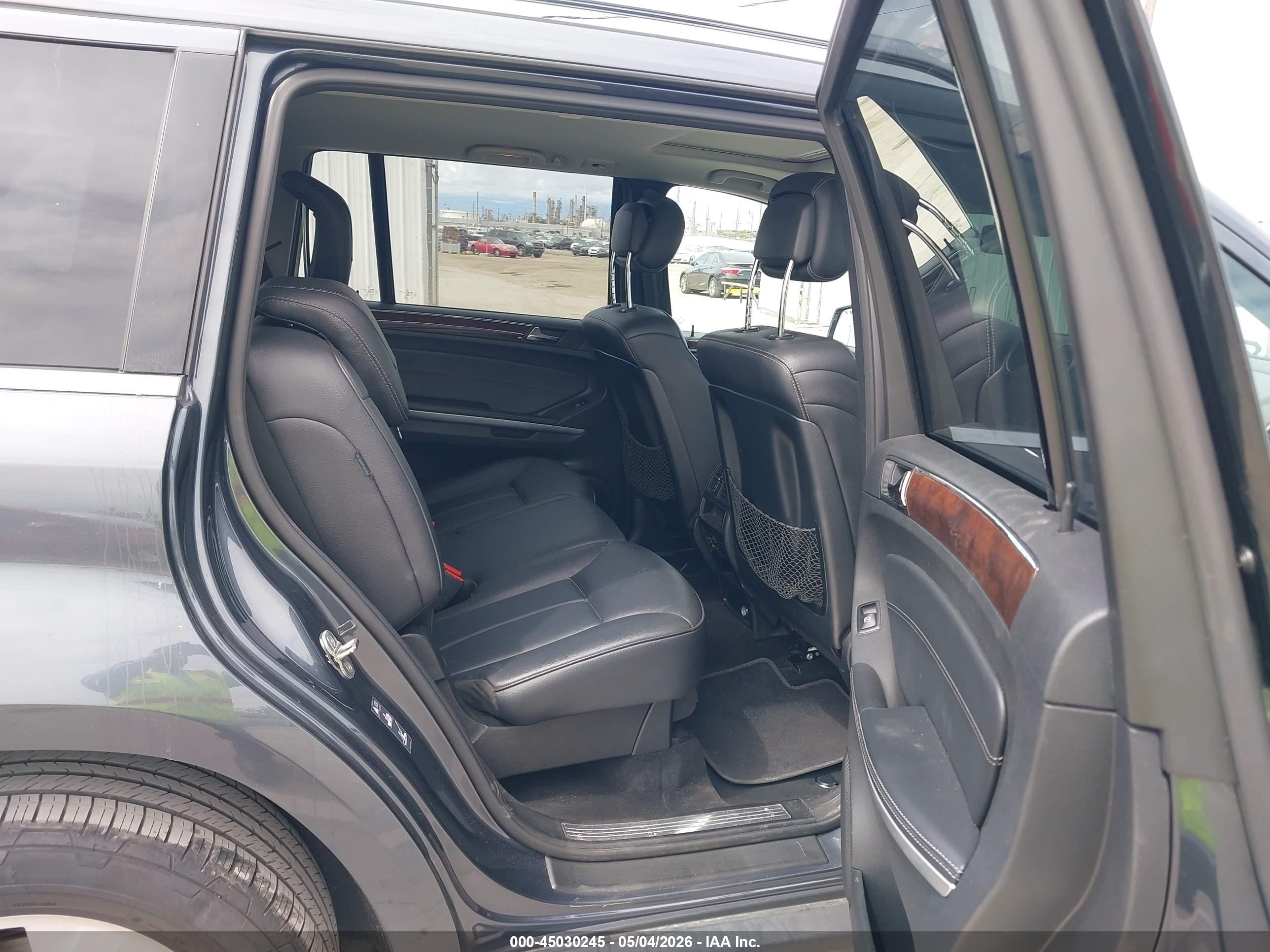 MERCEDES-BENZ GL image 8