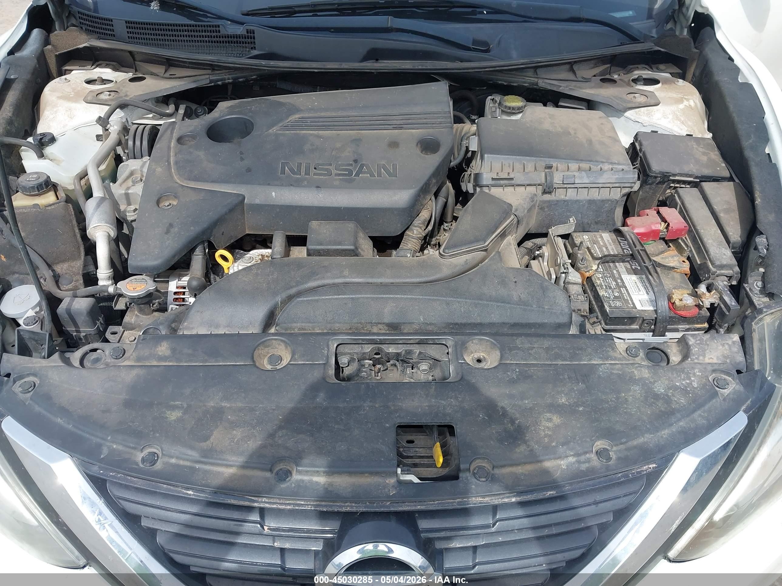 NISSAN ALTIMA image 10