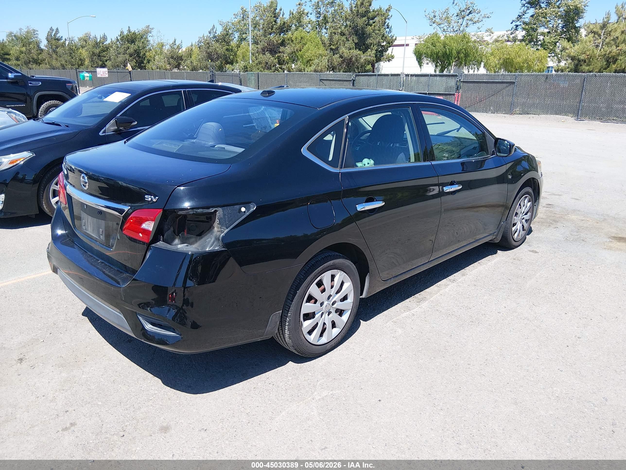 NISSAN SENTRA image 4