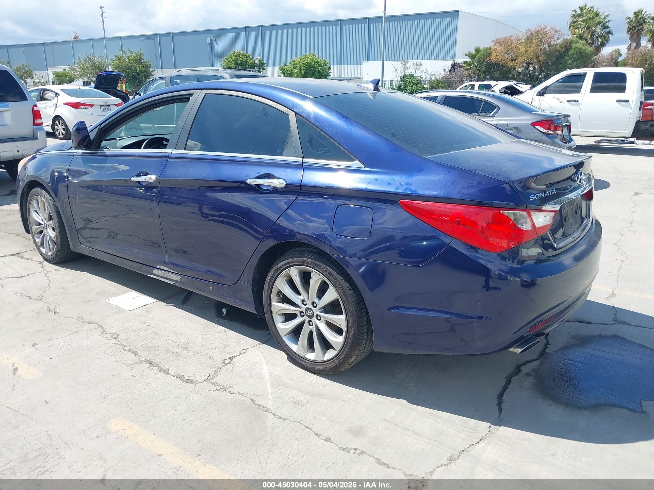 HYUNDAI SONATA image 3