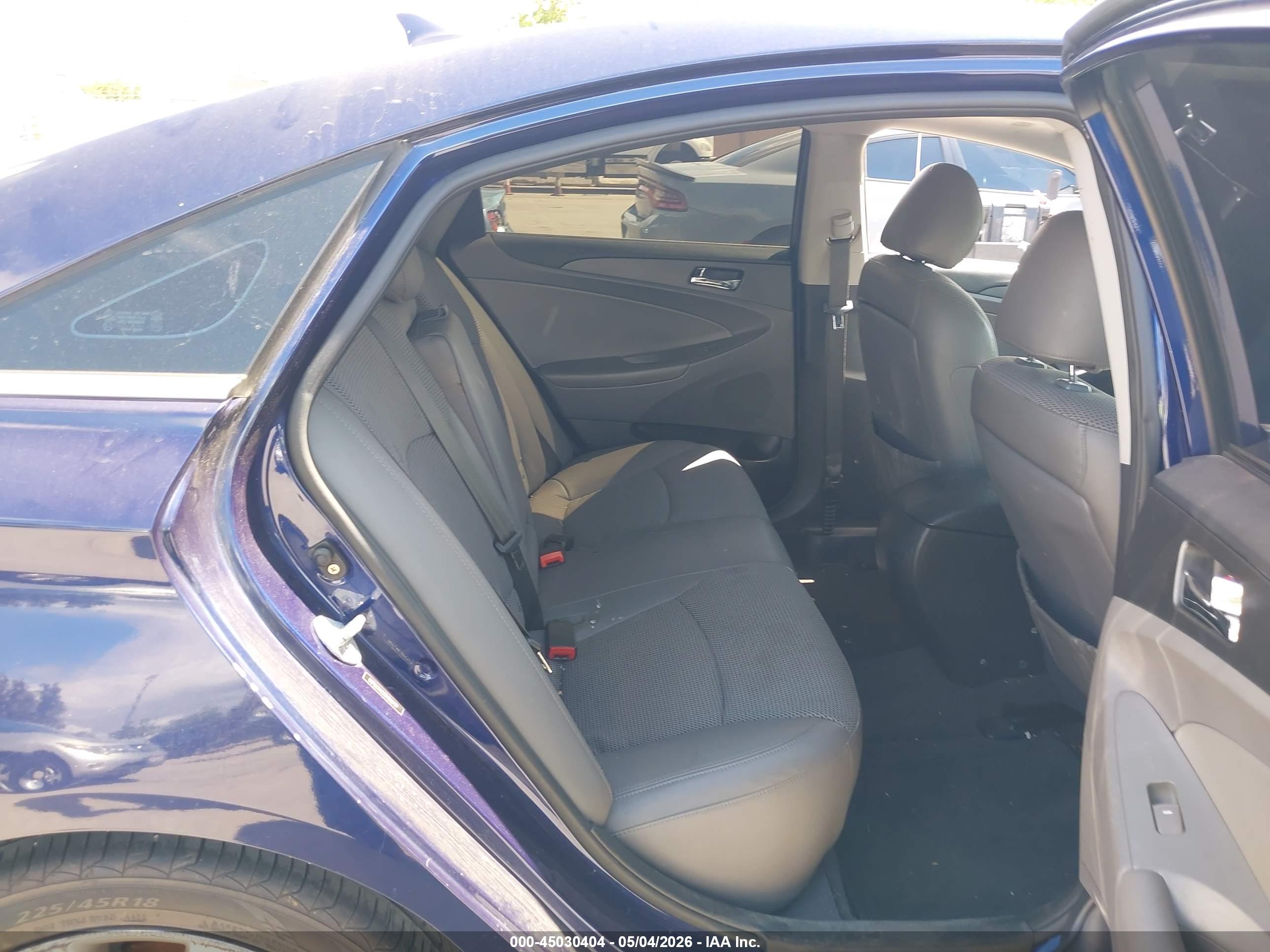 HYUNDAI SONATA image 8