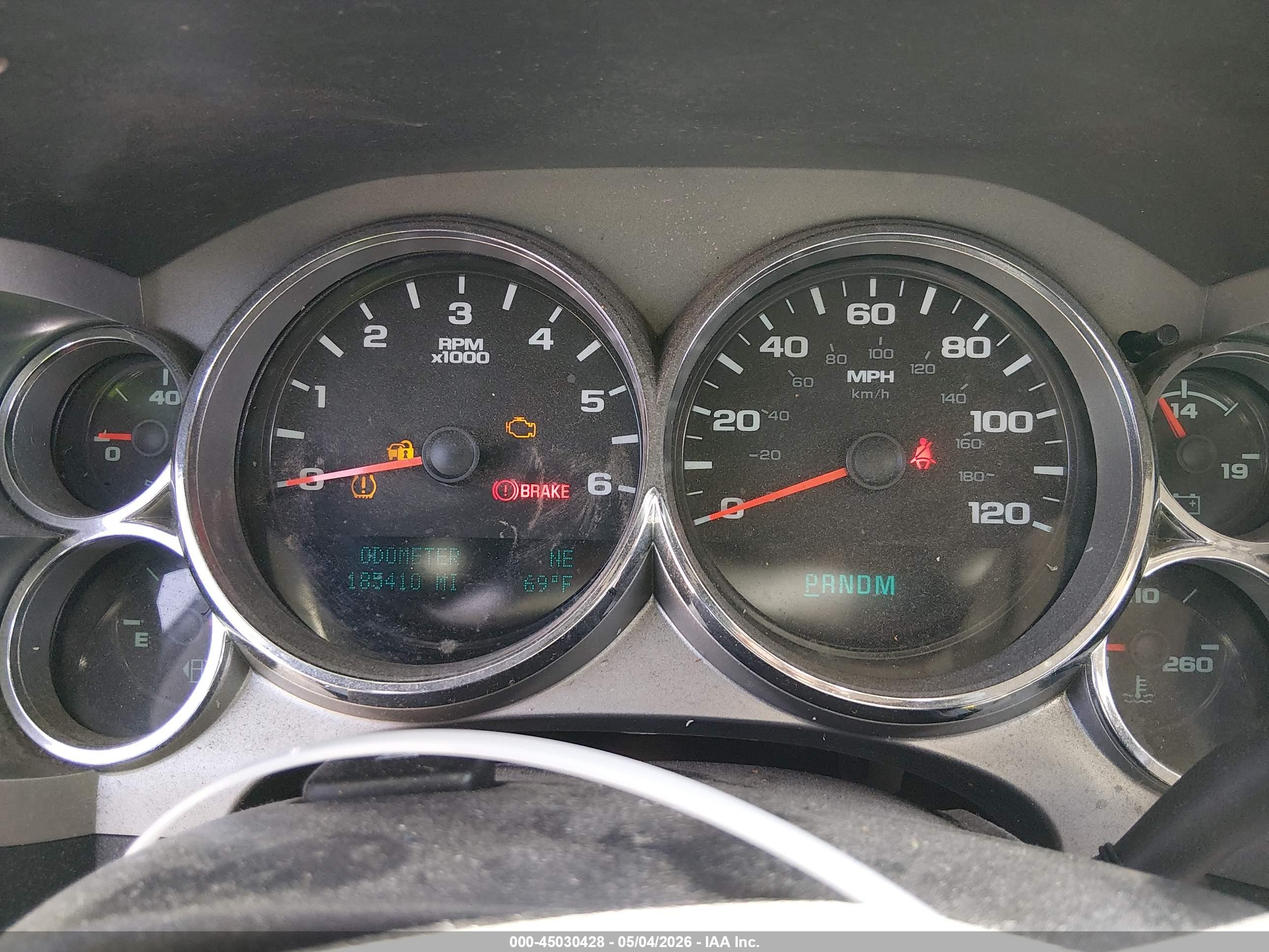 CHEVROLET SILVERADO image 7