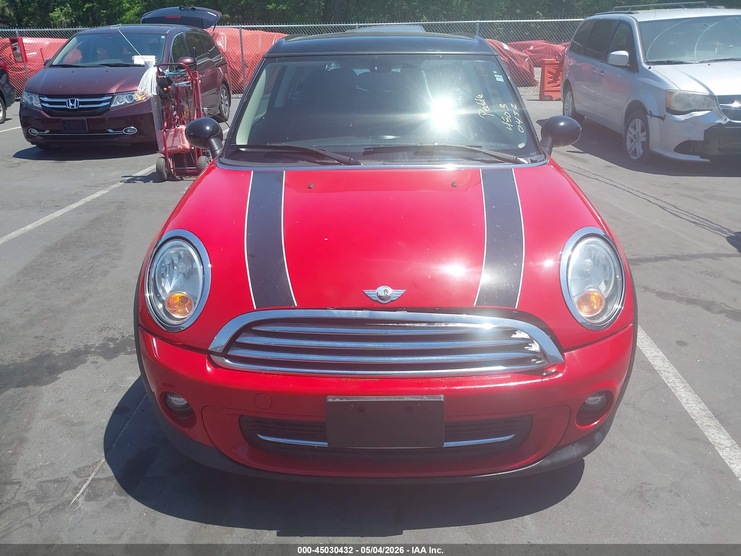 MINI CLUBMAN image 6
