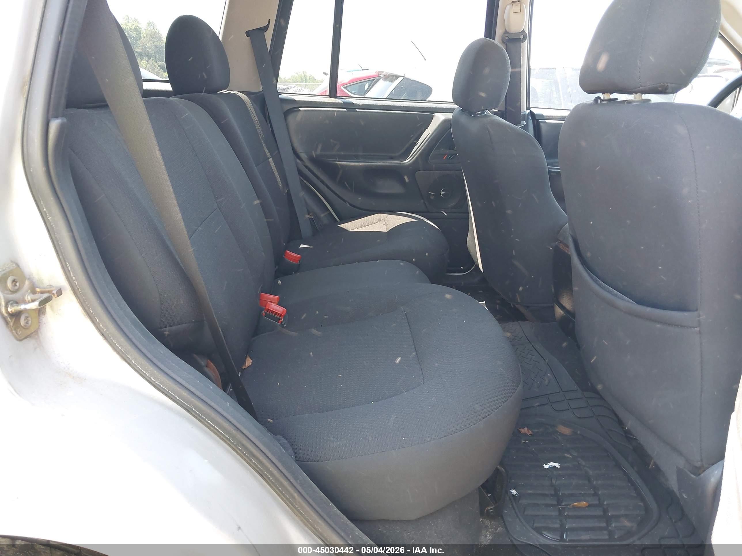 JEEP GRAND image 8