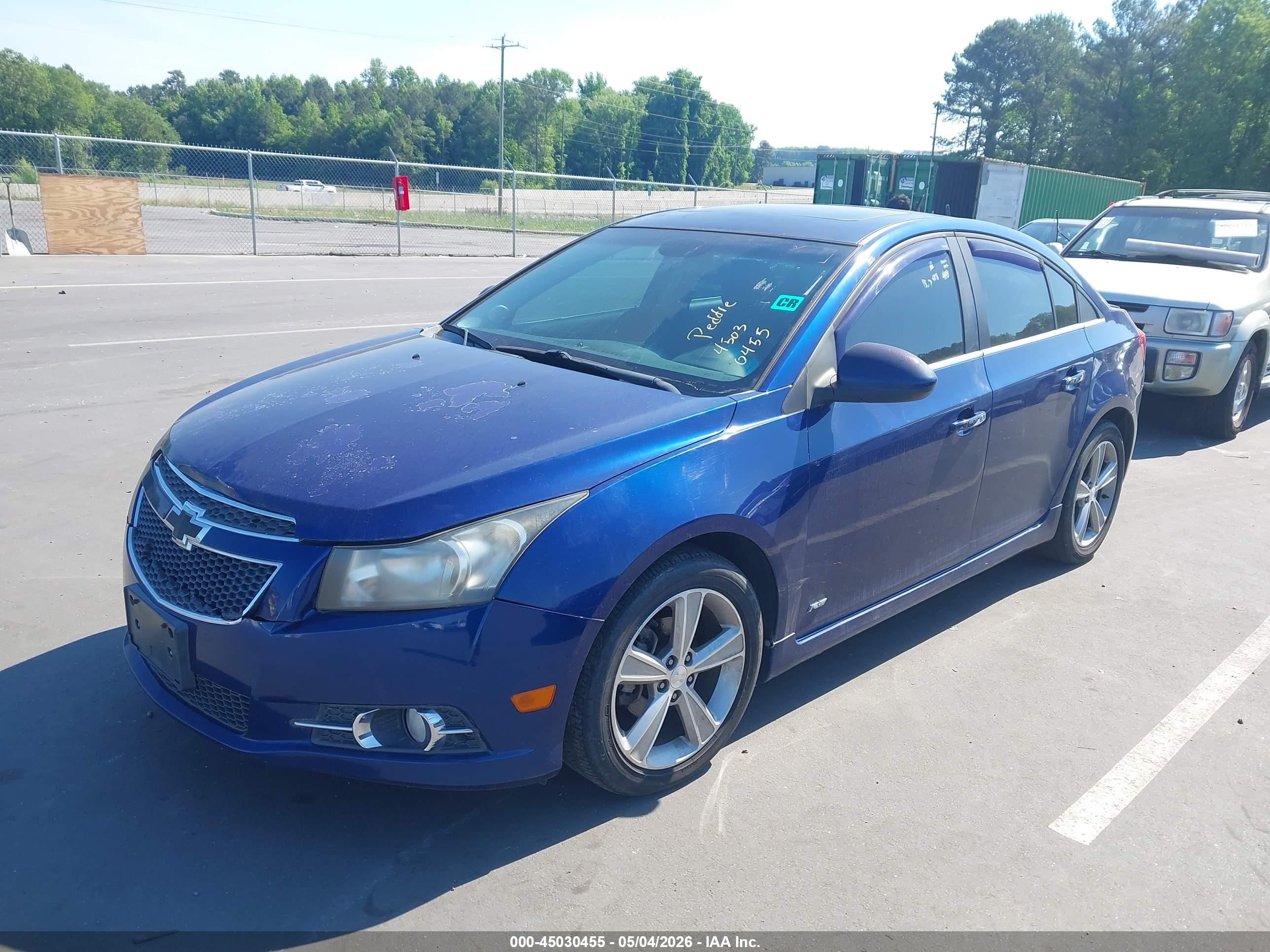 CHEVROLET CRUZE image 2