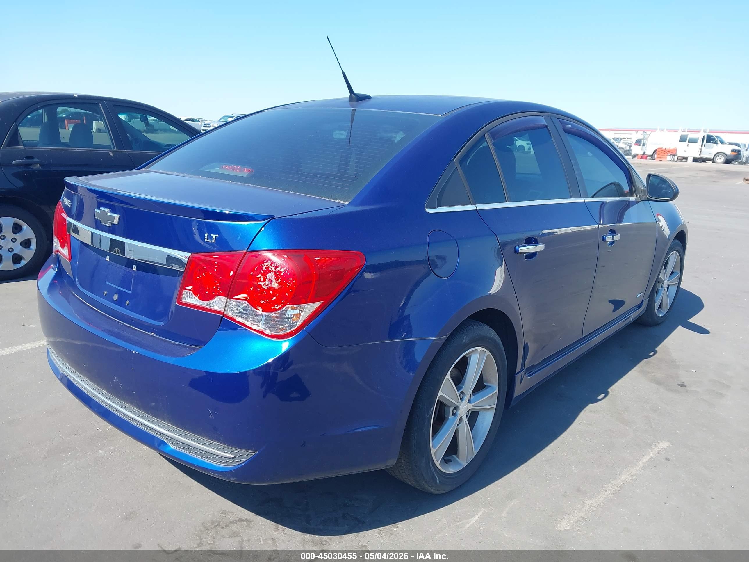 CHEVROLET CRUZE image 4