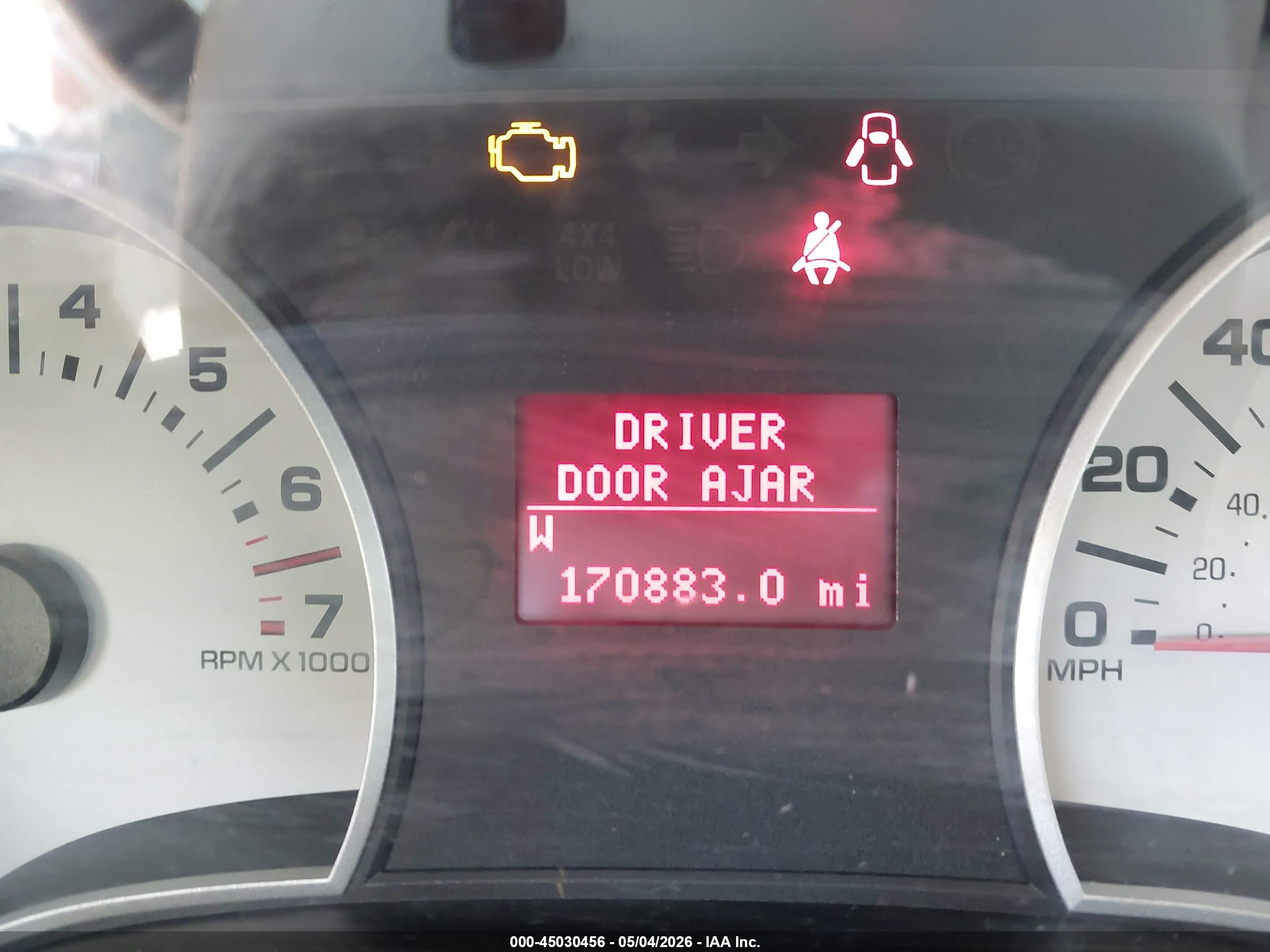 FORD EXPLORER image 7