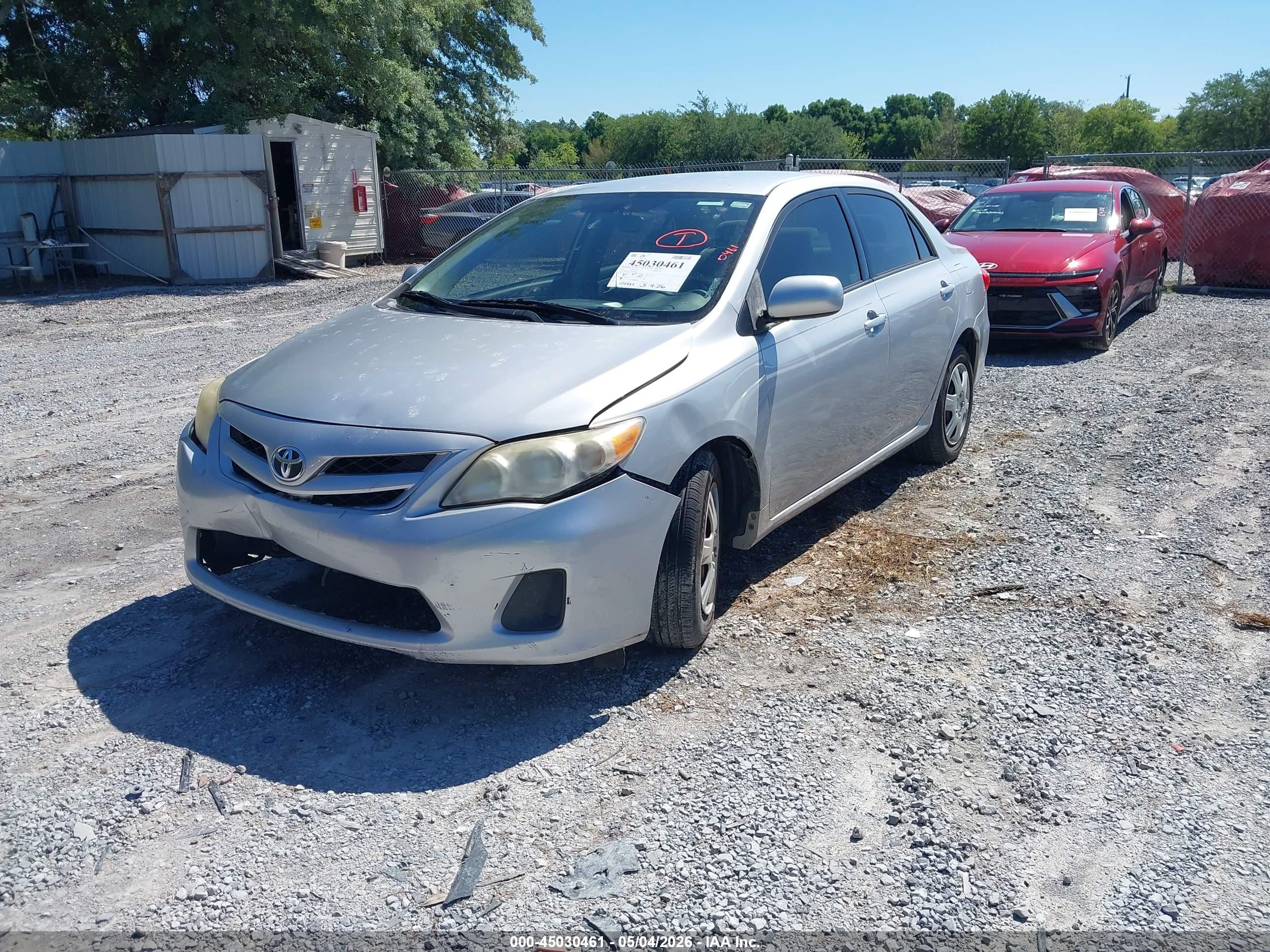 TOYOTA COROLLA image 2