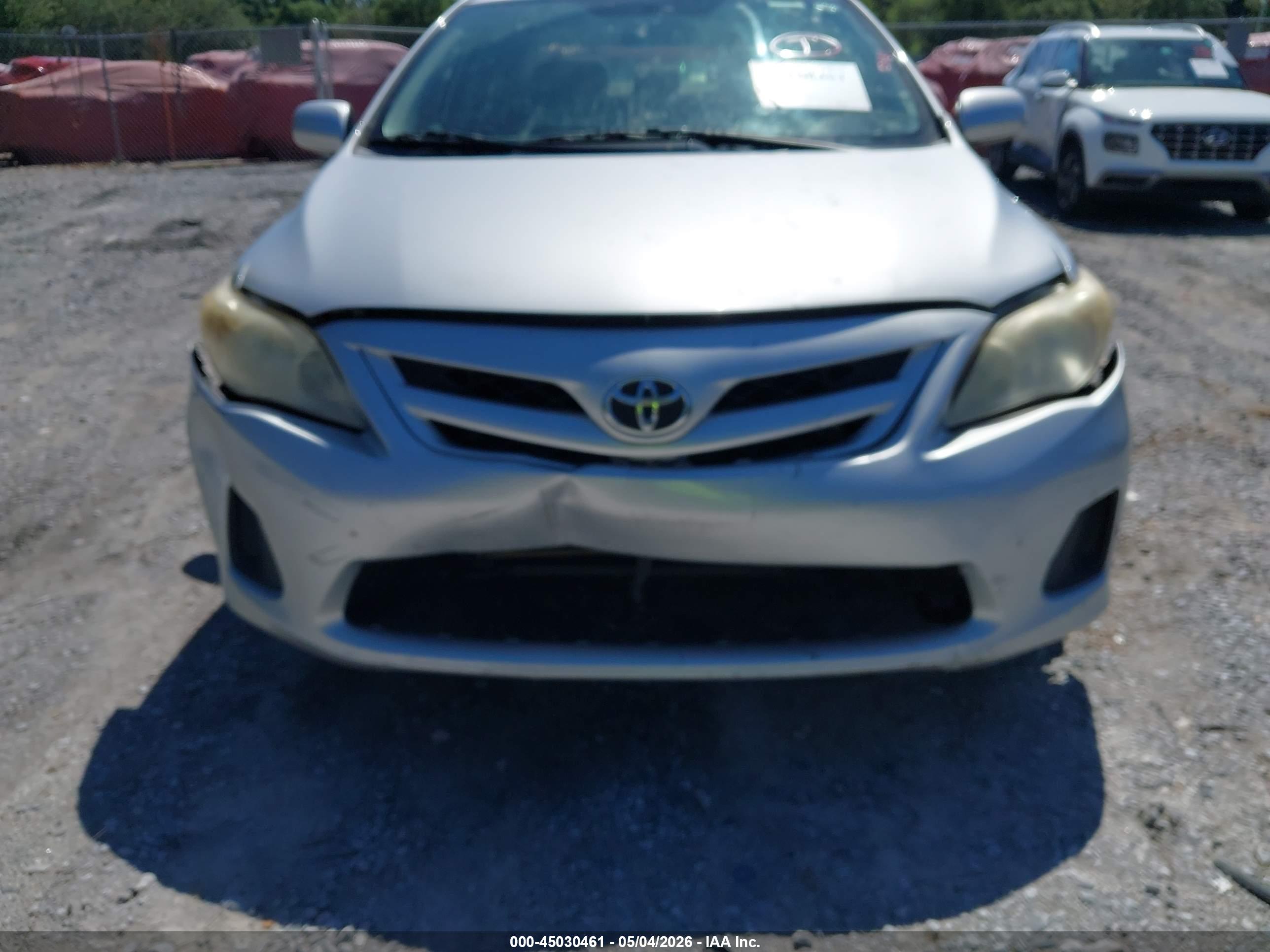 TOYOTA COROLLA image 6