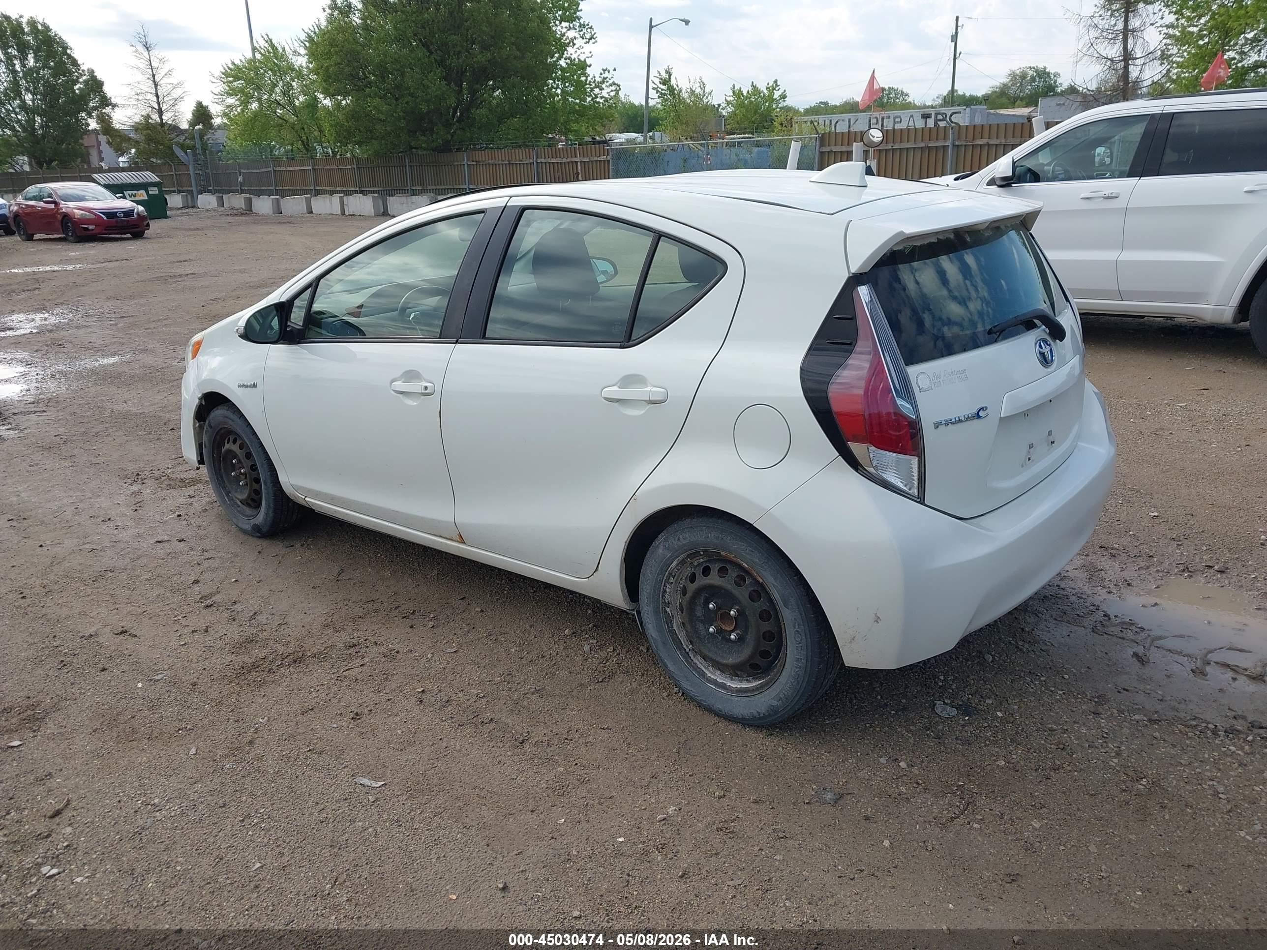 TOYOTA PRIUS image 3