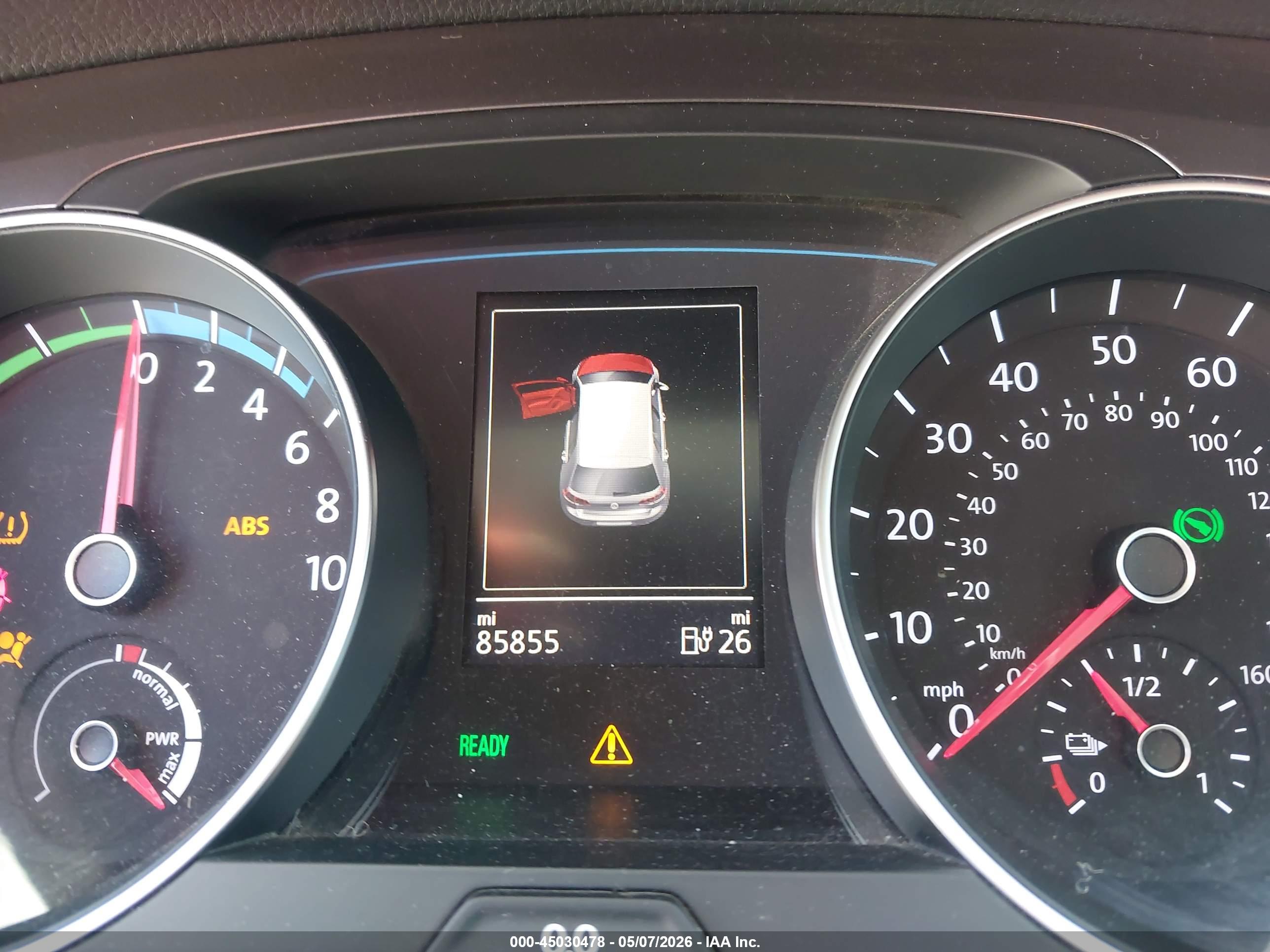 VOLKSWAGEN E-GOLF image 7