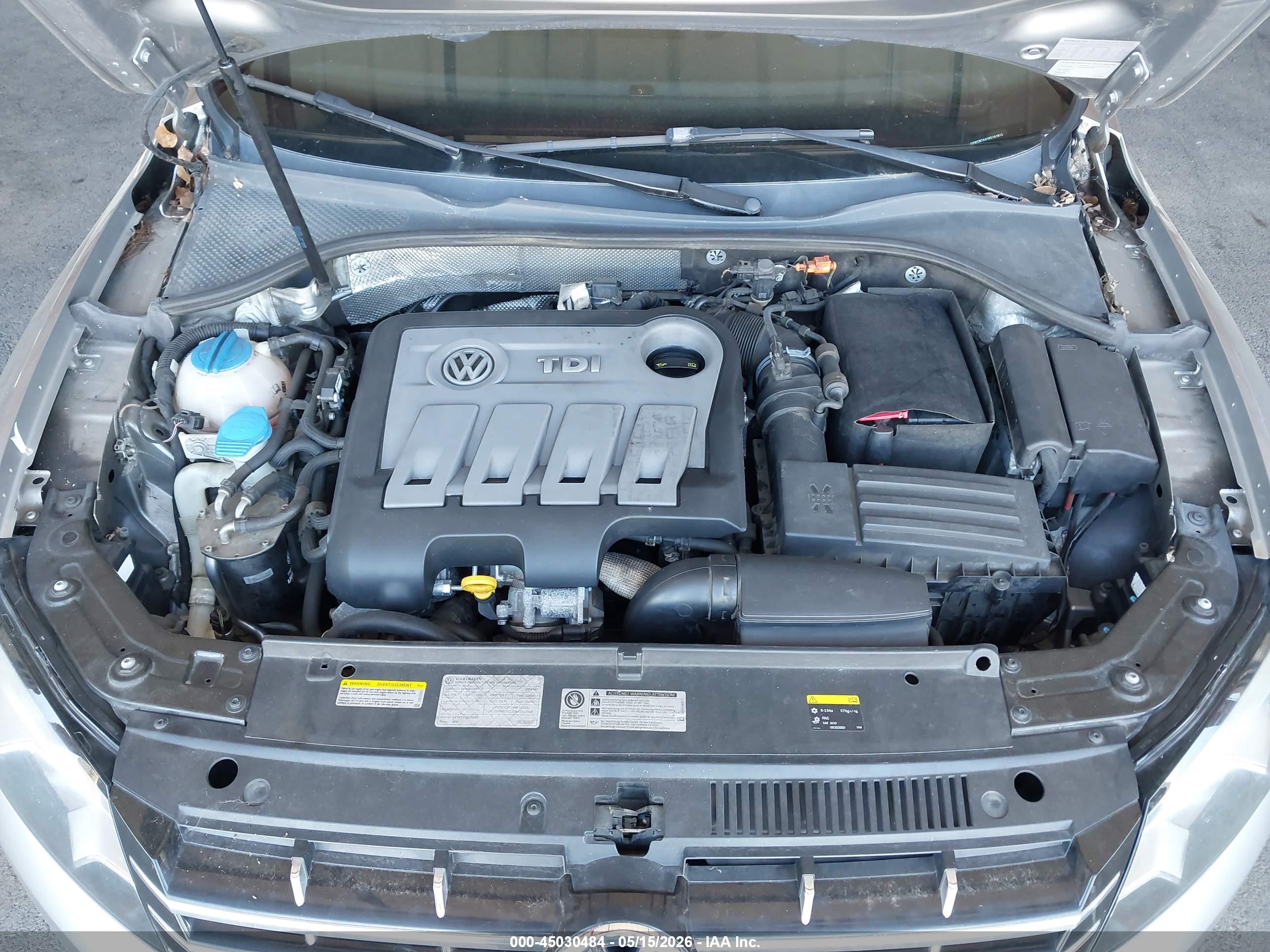 VOLKSWAGEN PASSAT image 10