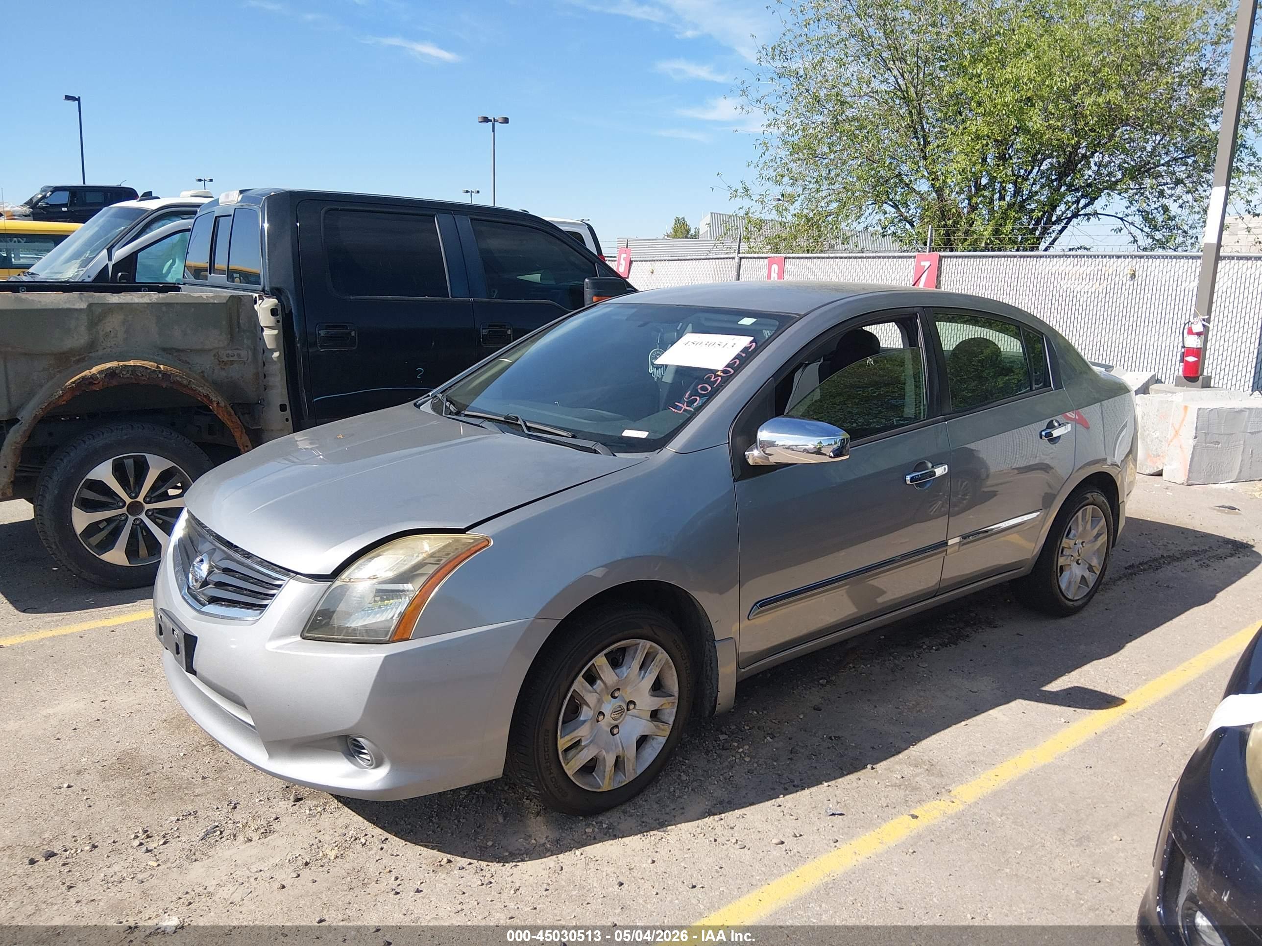 NISSAN SENTRA image 2