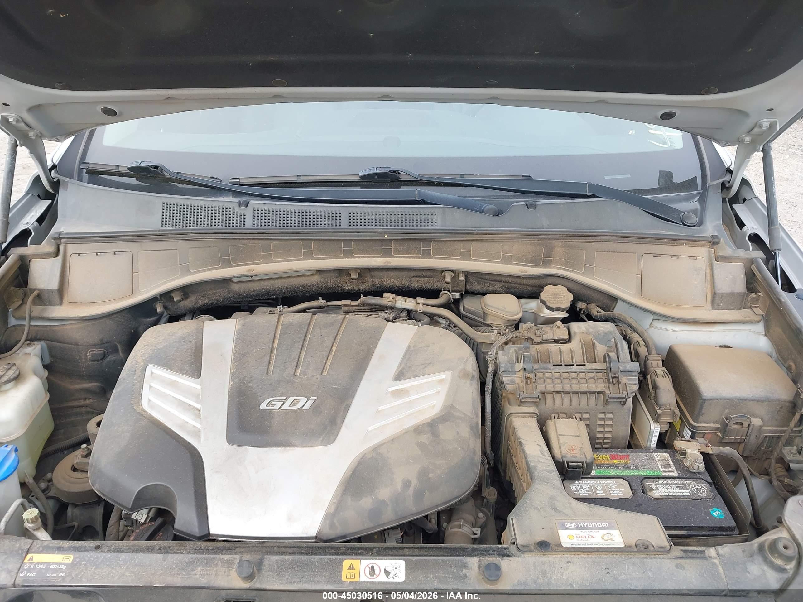 HYUNDAI SANTA image 10