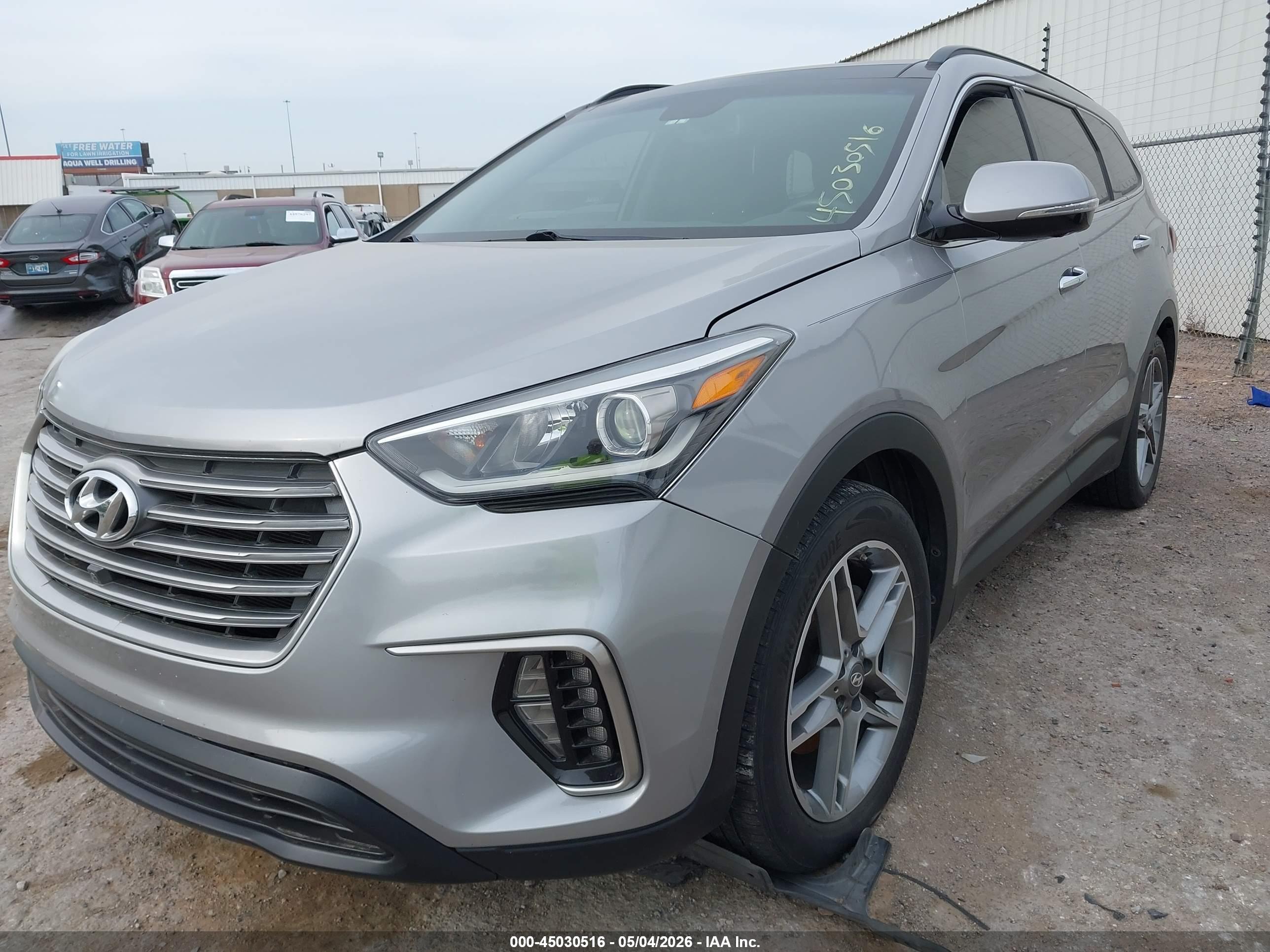 HYUNDAI SANTA image 2