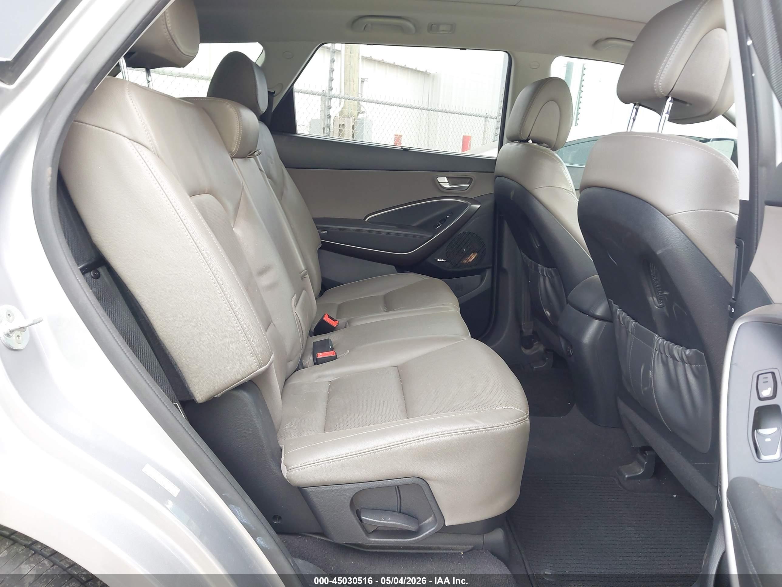 HYUNDAI SANTA image 8