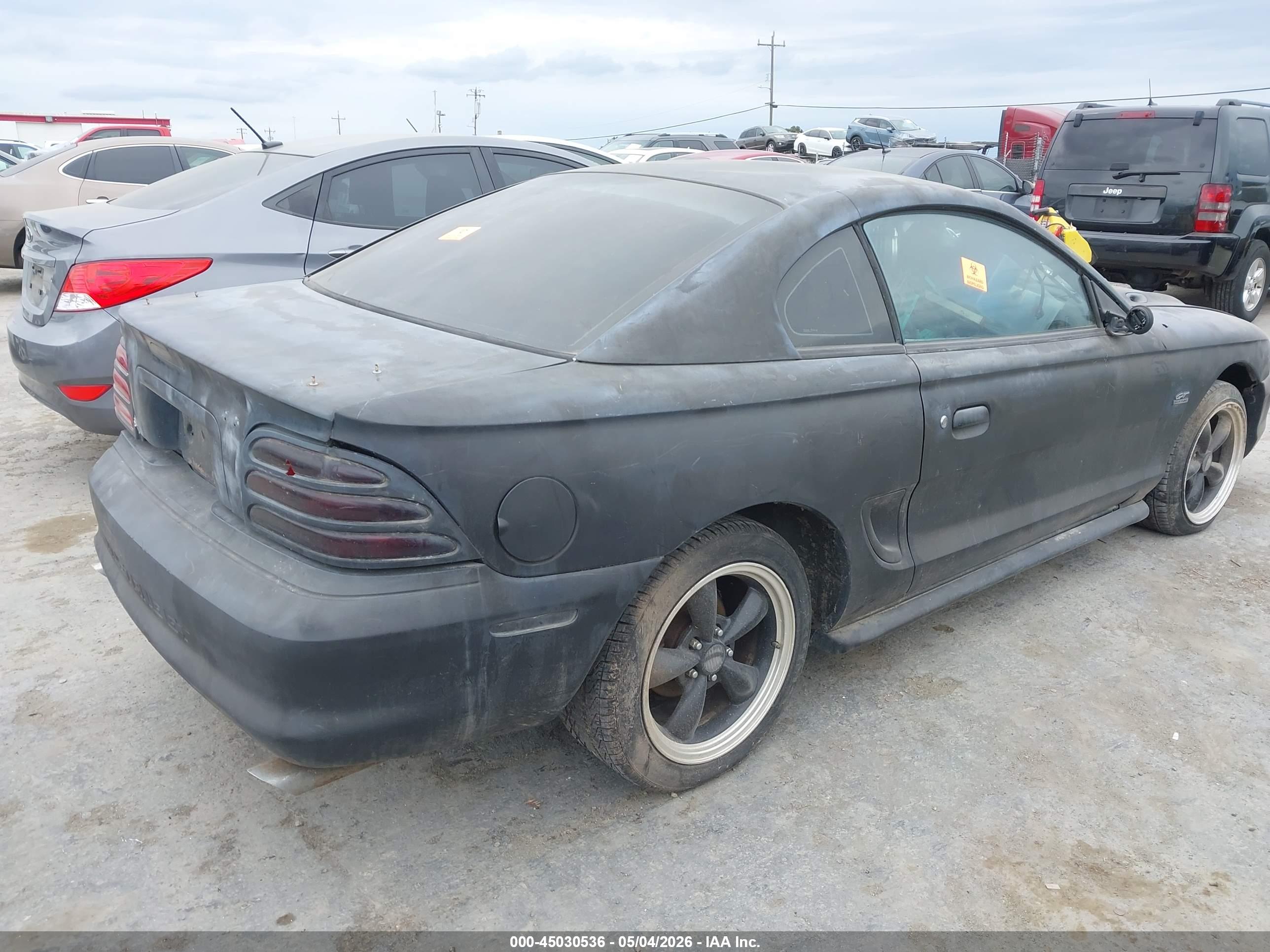 FORD MUSTANG image 4