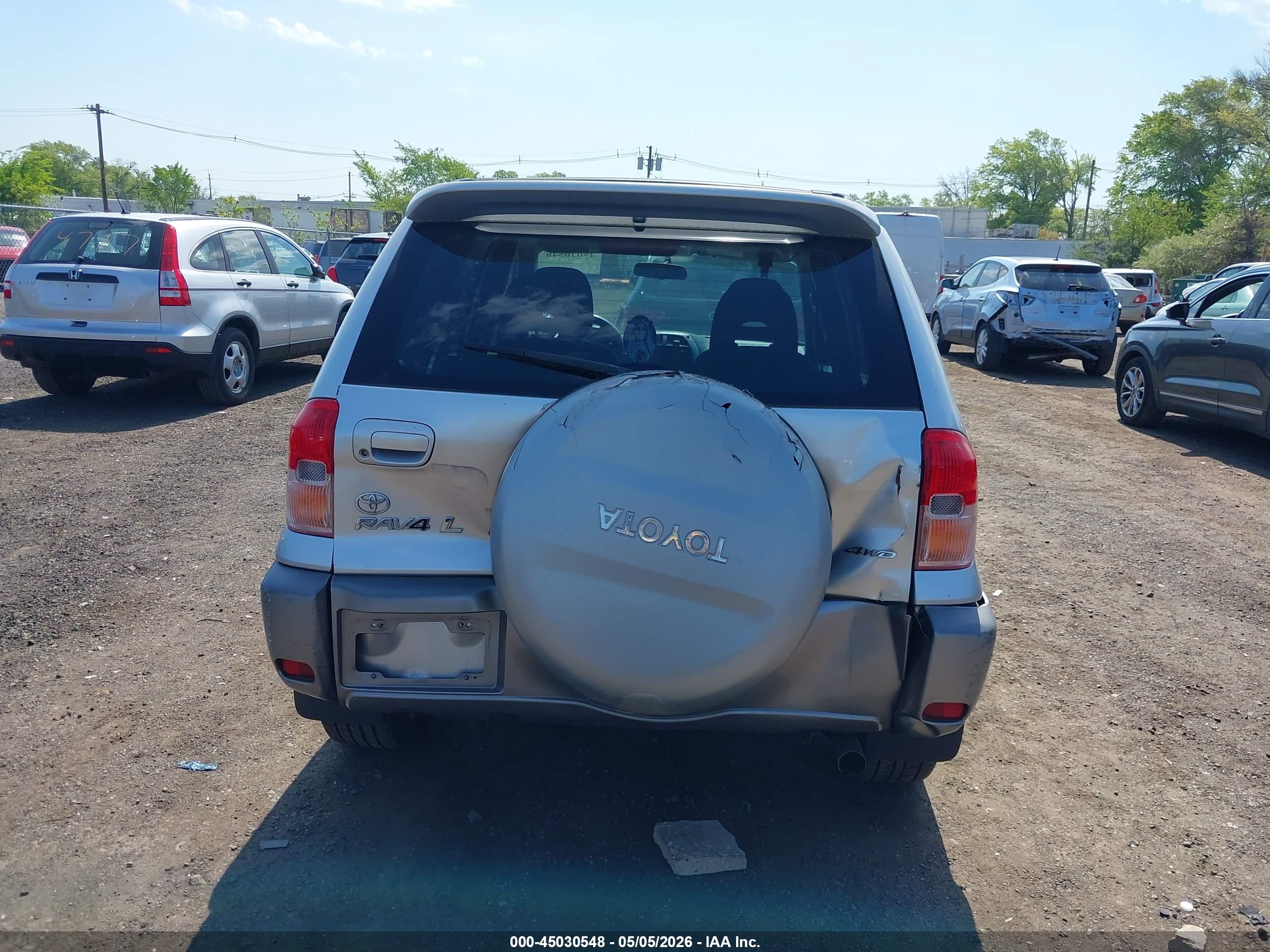 TOYOTA RAV4 image 6