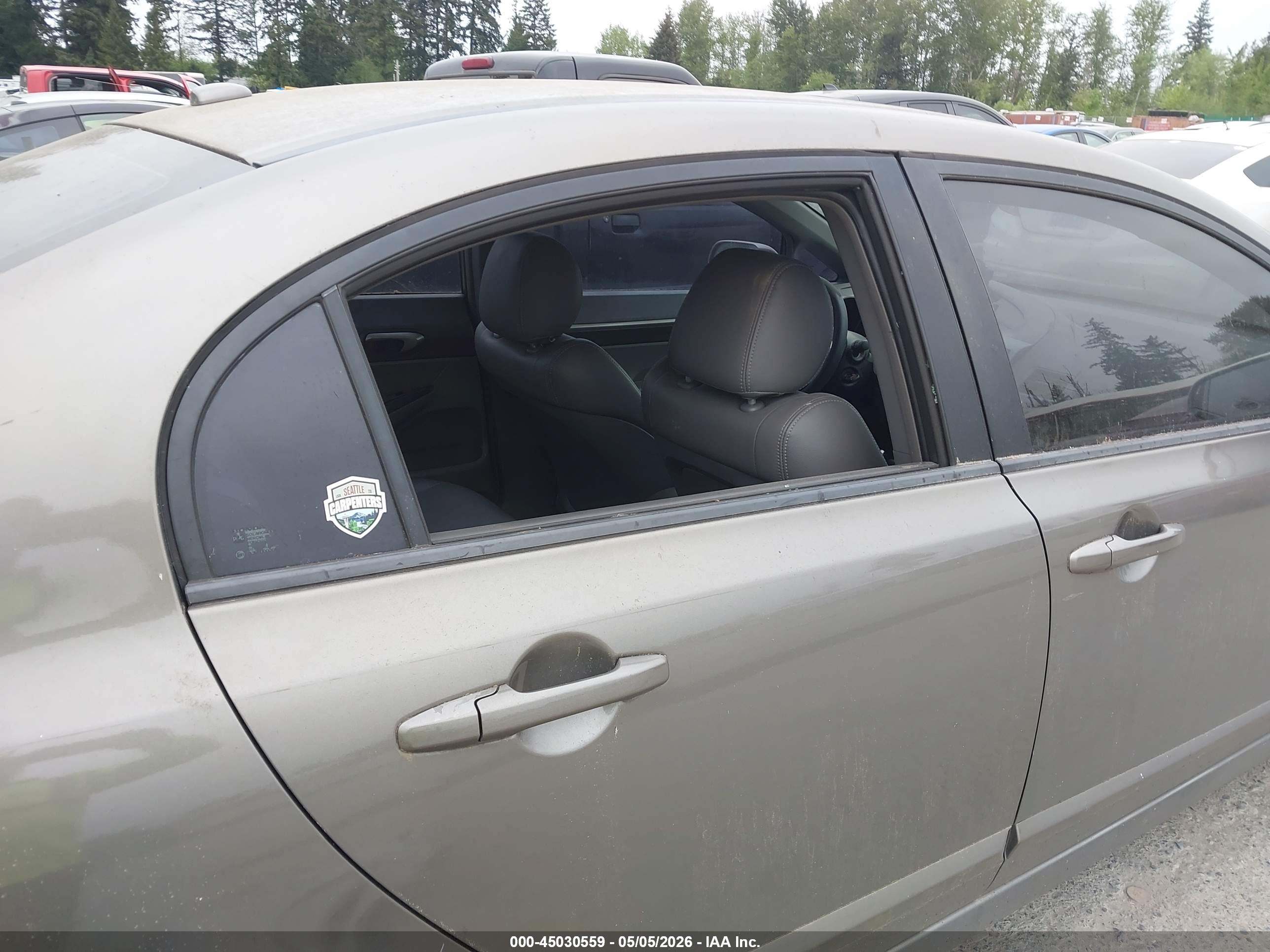 HONDA CIVIC image 6