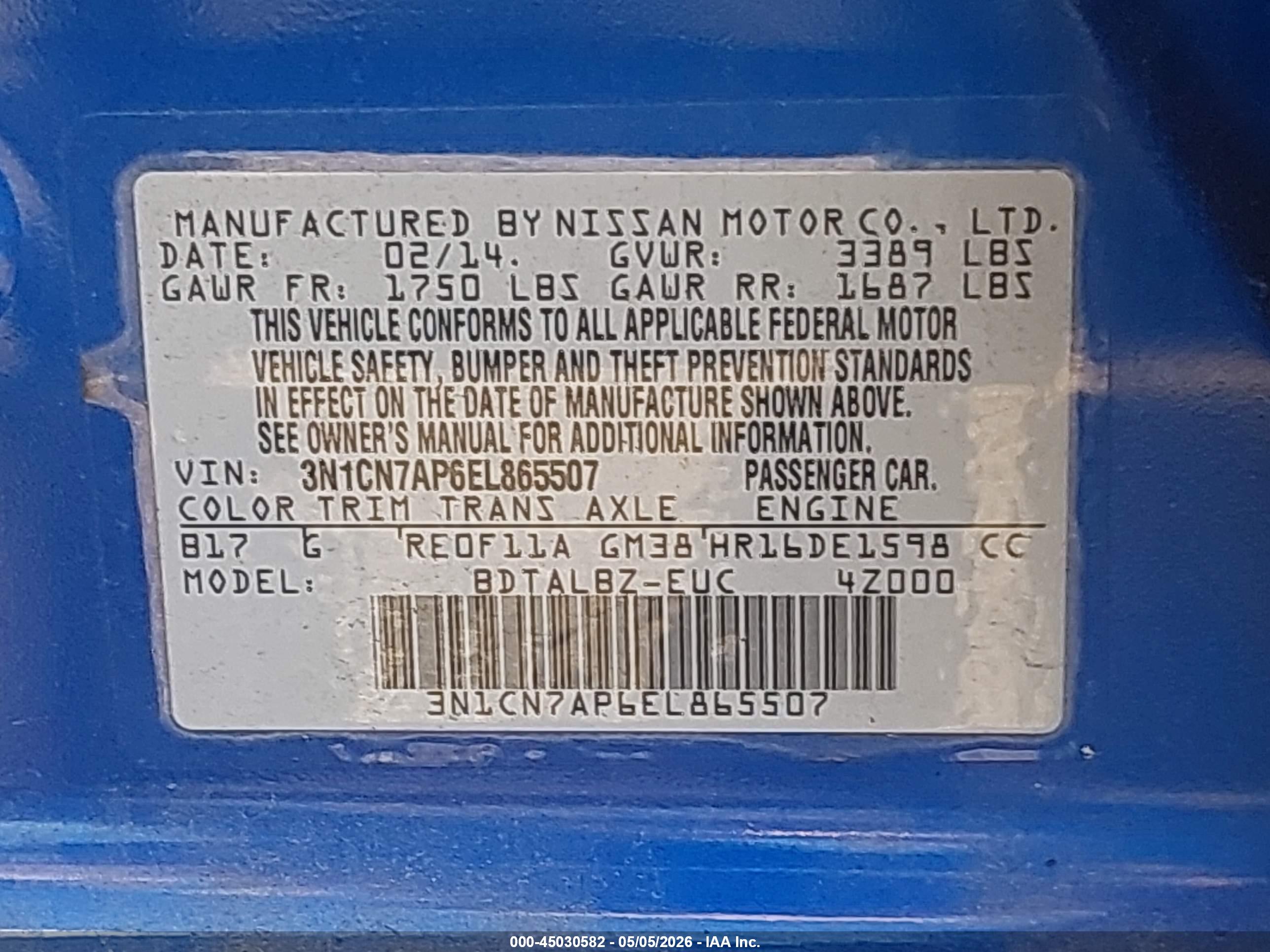 NISSAN VERSA image 9
