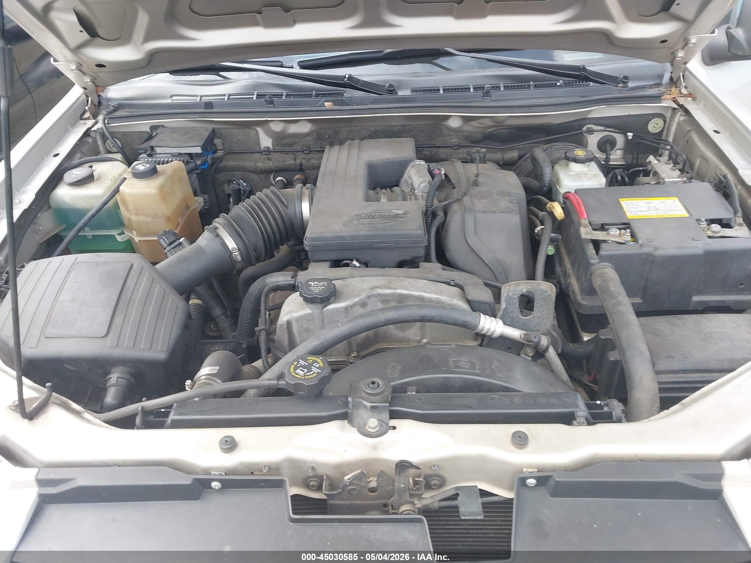 CHEVROLET COLORADO image 10