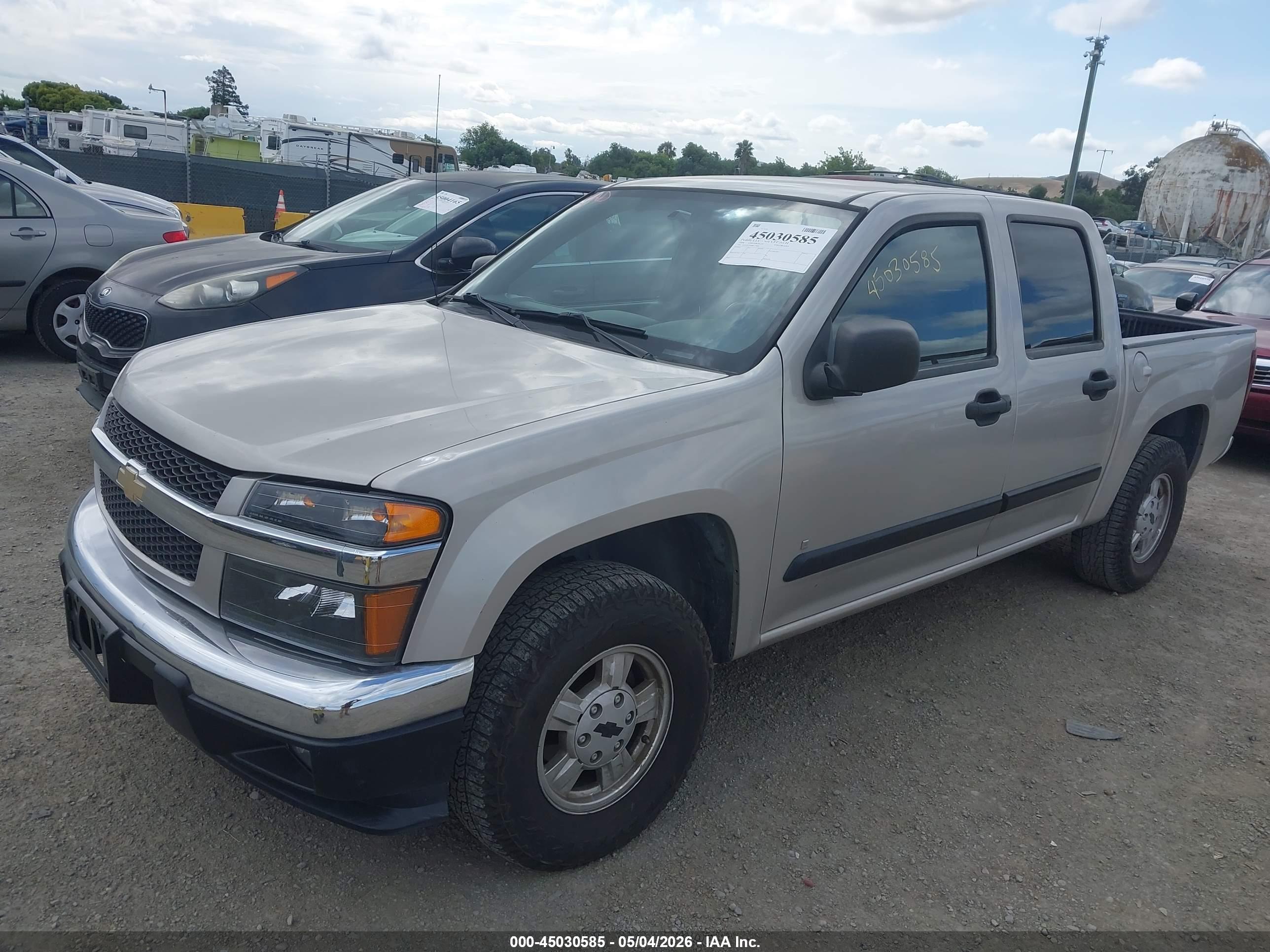 CHEVROLET COLORADO image 2