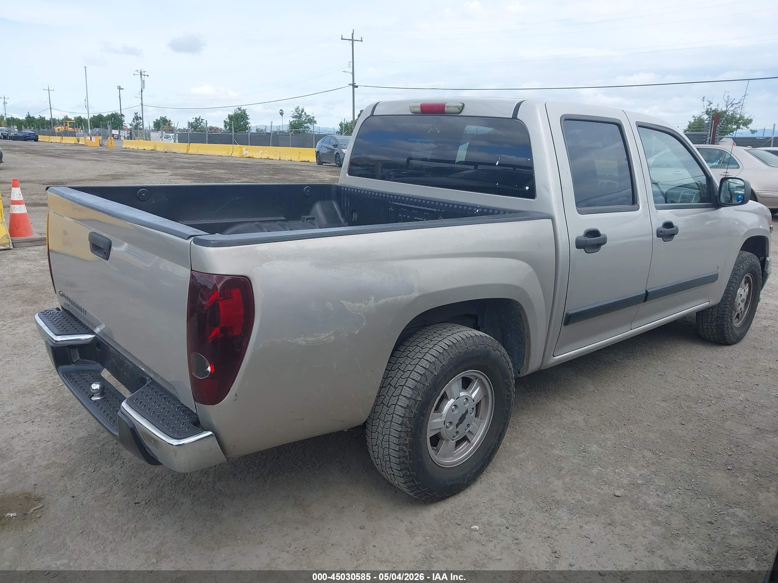 CHEVROLET COLORADO image 4
