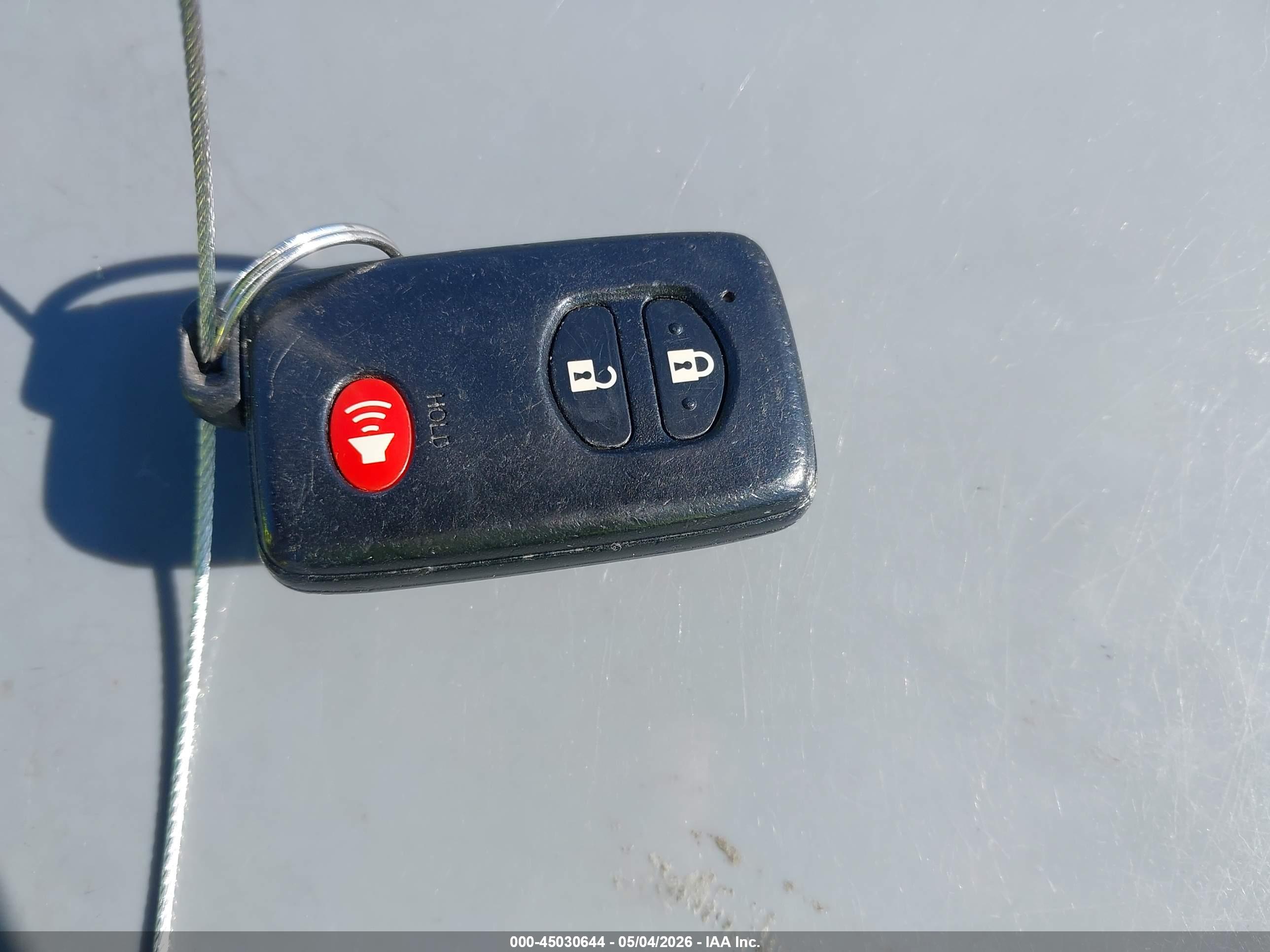 TOYOTA PRIUS image 11