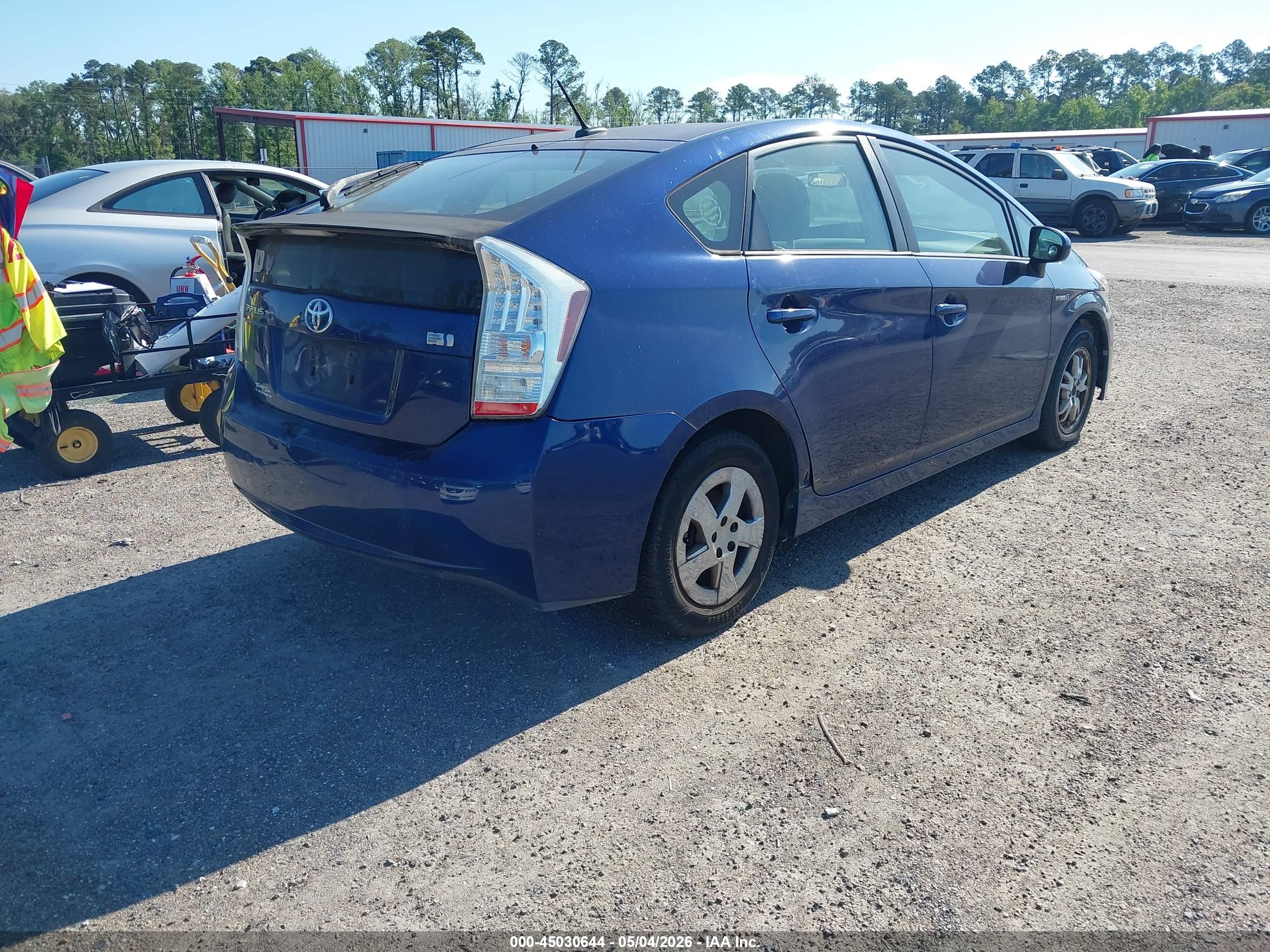 TOYOTA PRIUS image 4