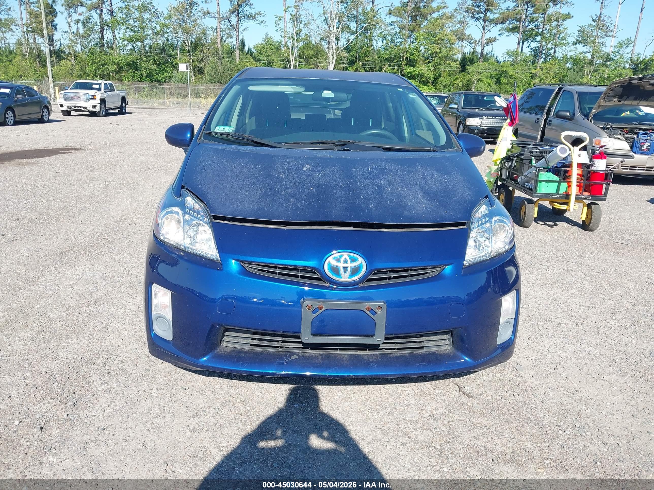 TOYOTA PRIUS image 6