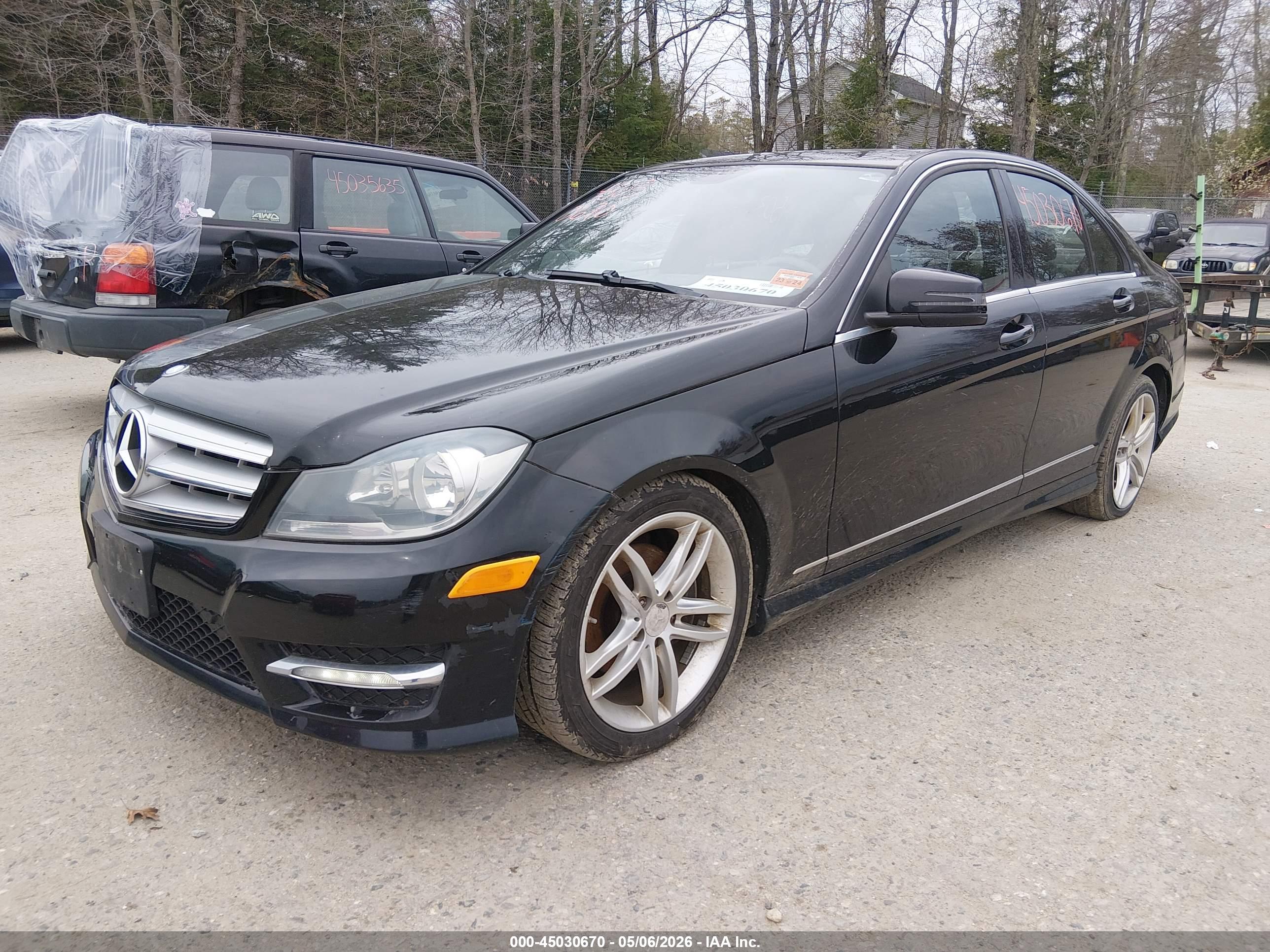 MERCEDES-BENZ C image 2