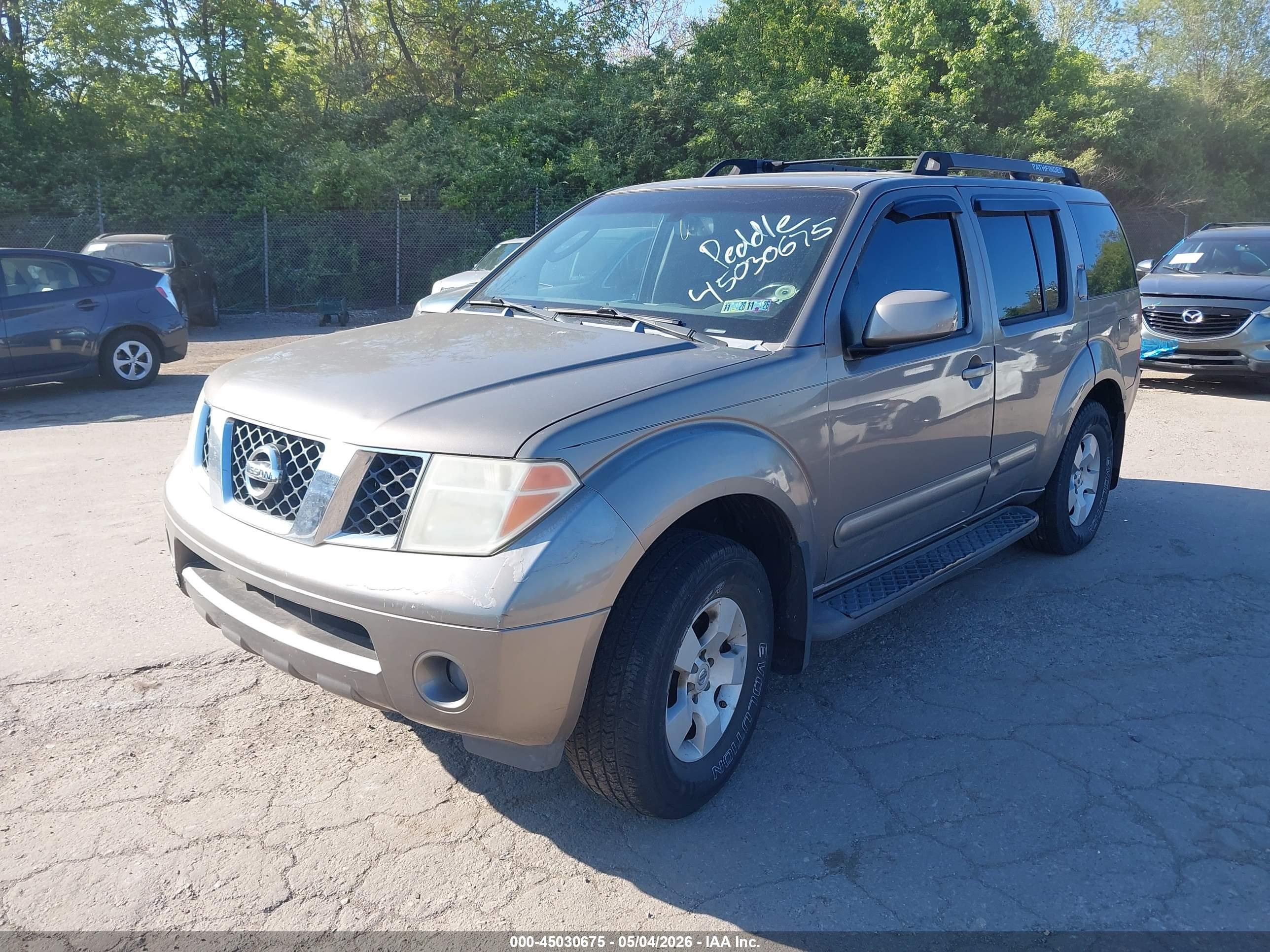 NISSAN PATHFINDER image 2