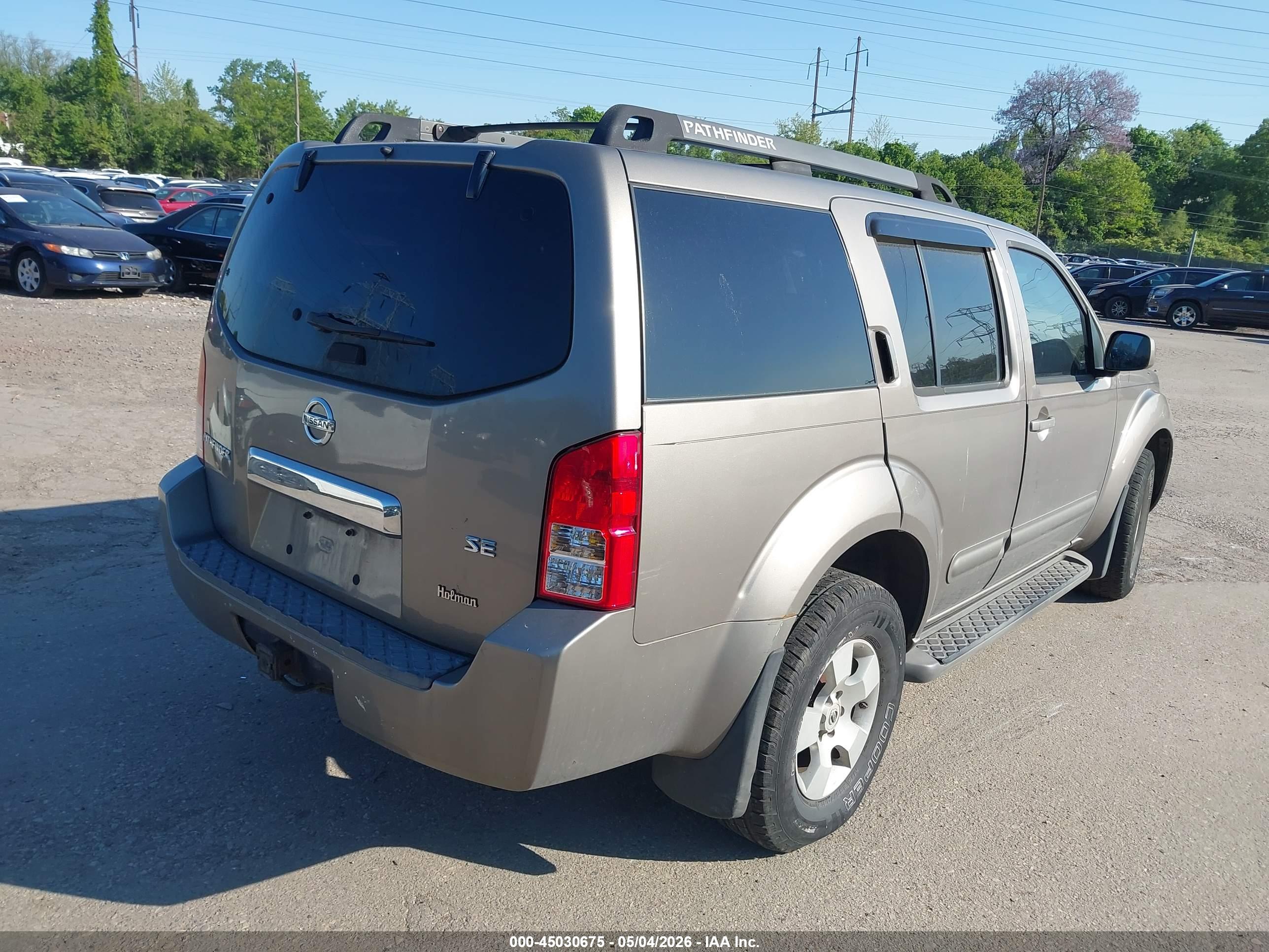 NISSAN PATHFINDER image 4