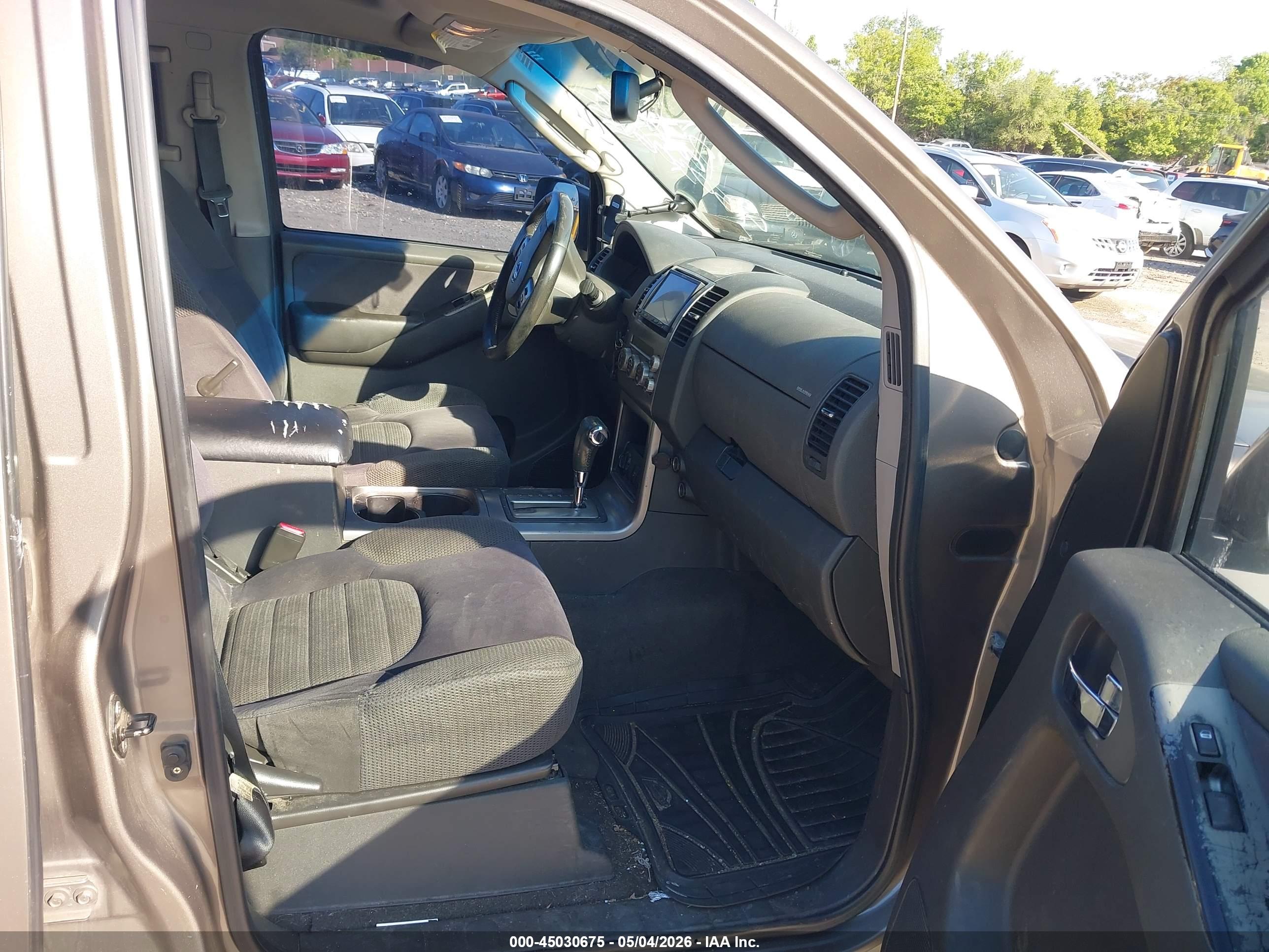 NISSAN PATHFINDER image 5