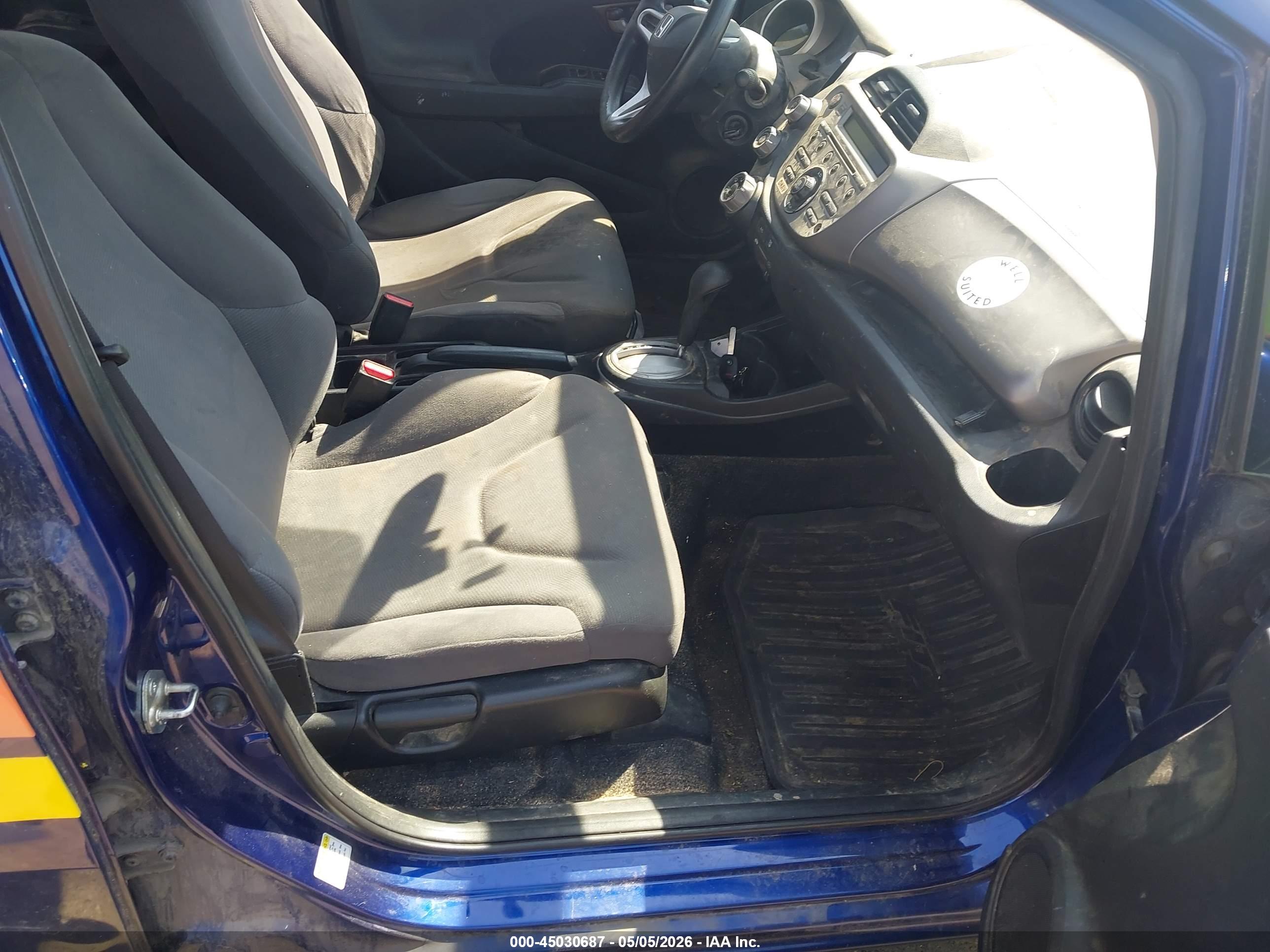 HONDA FIT image 5