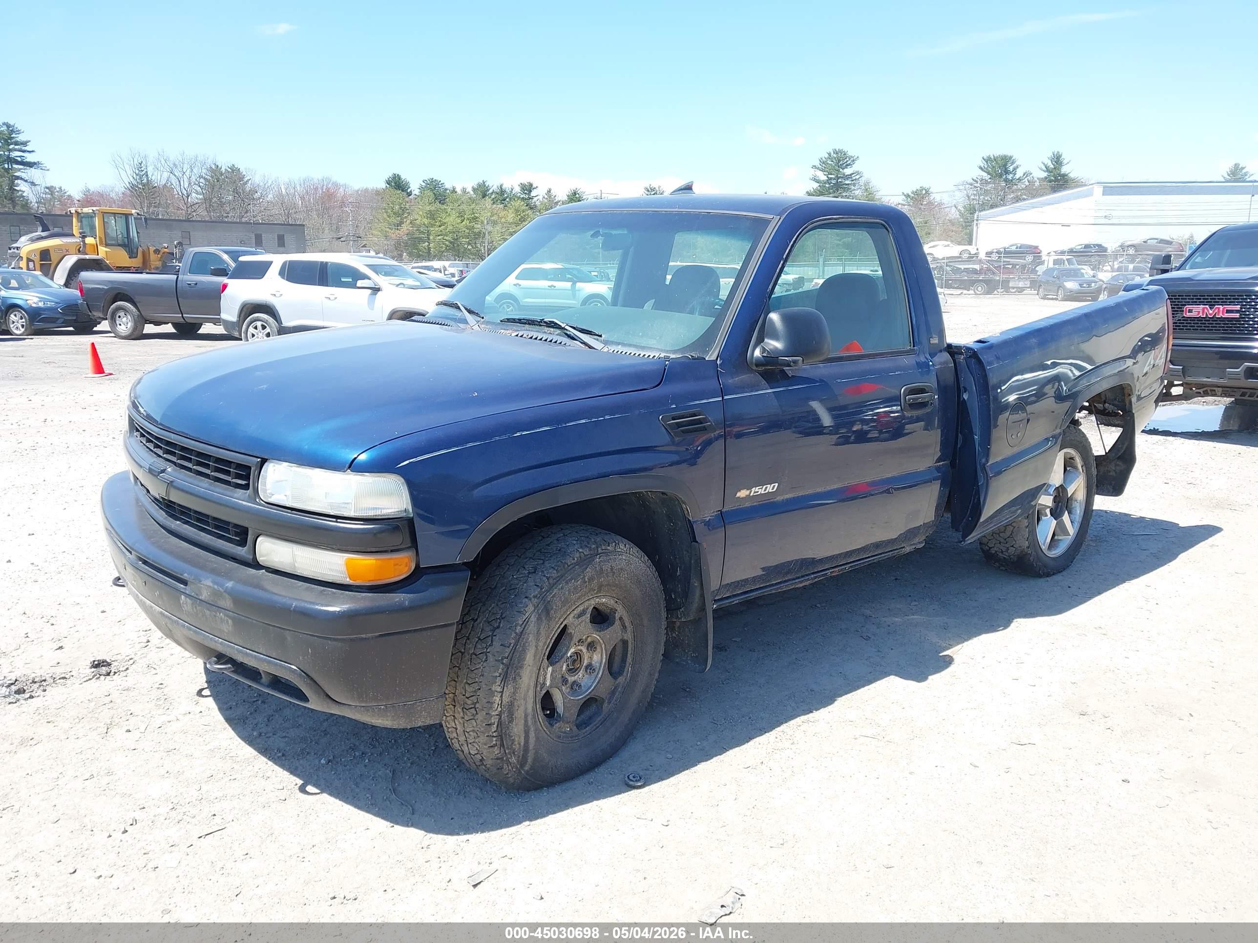 CHEVROLET SILVERADO image 2