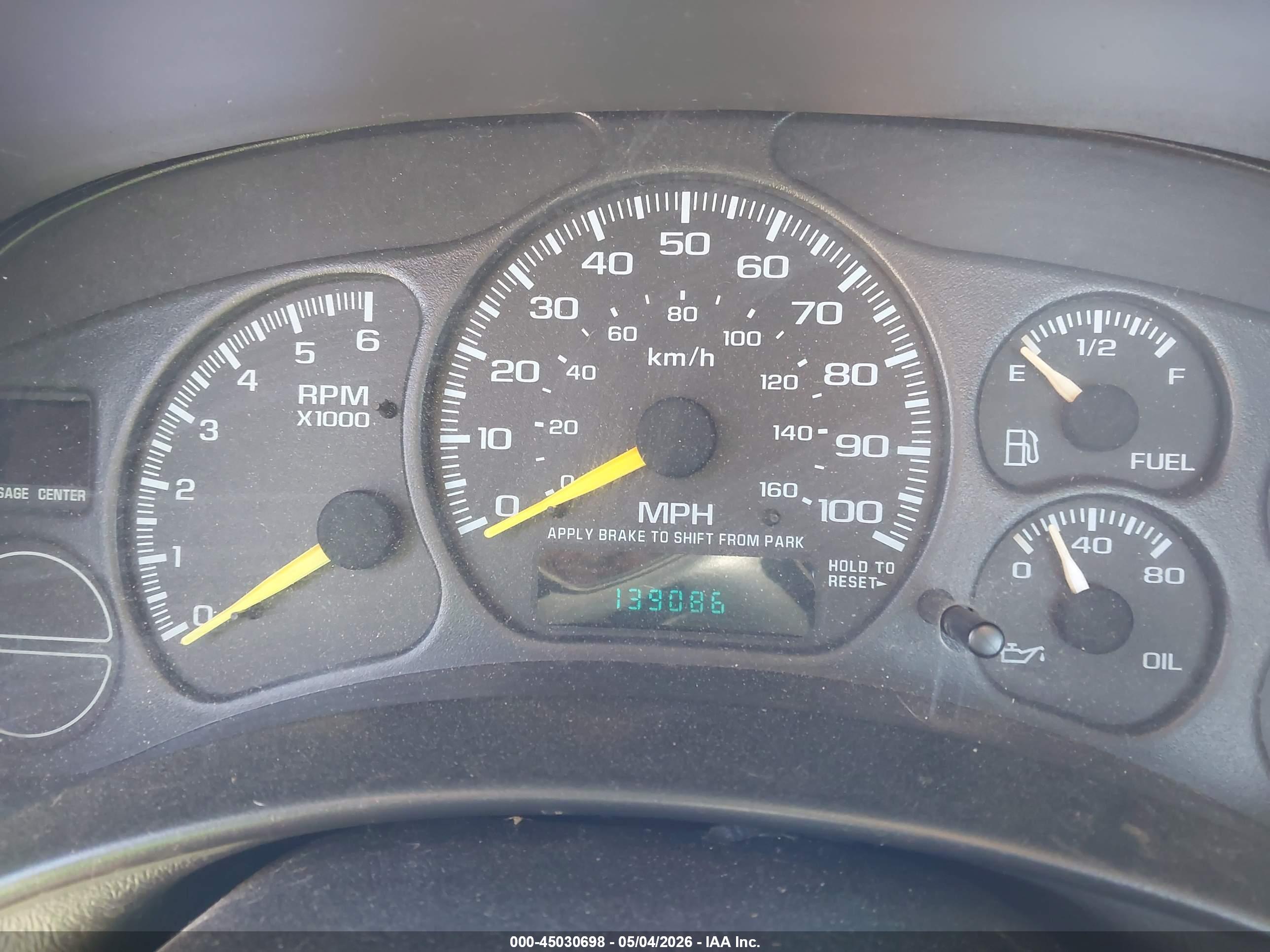 CHEVROLET SILVERADO image 7