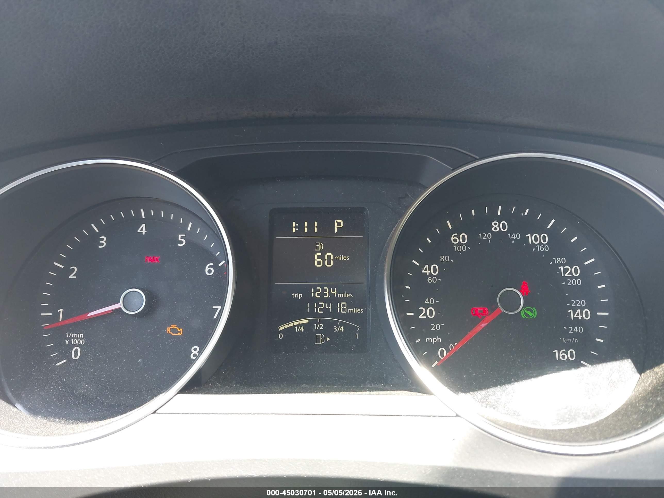 VOLKSWAGEN JETTA image 7