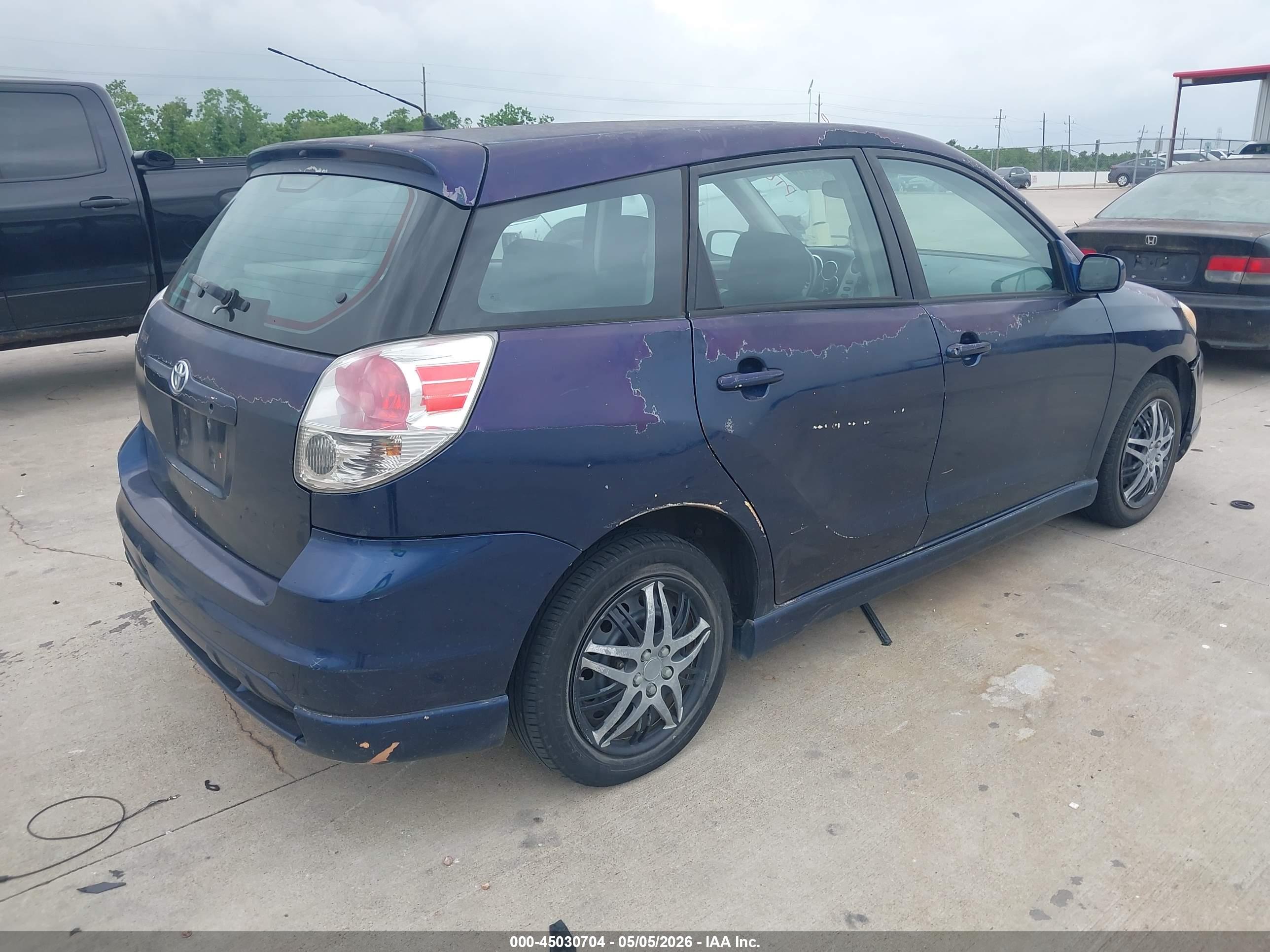 TOYOTA MATRIX image 4