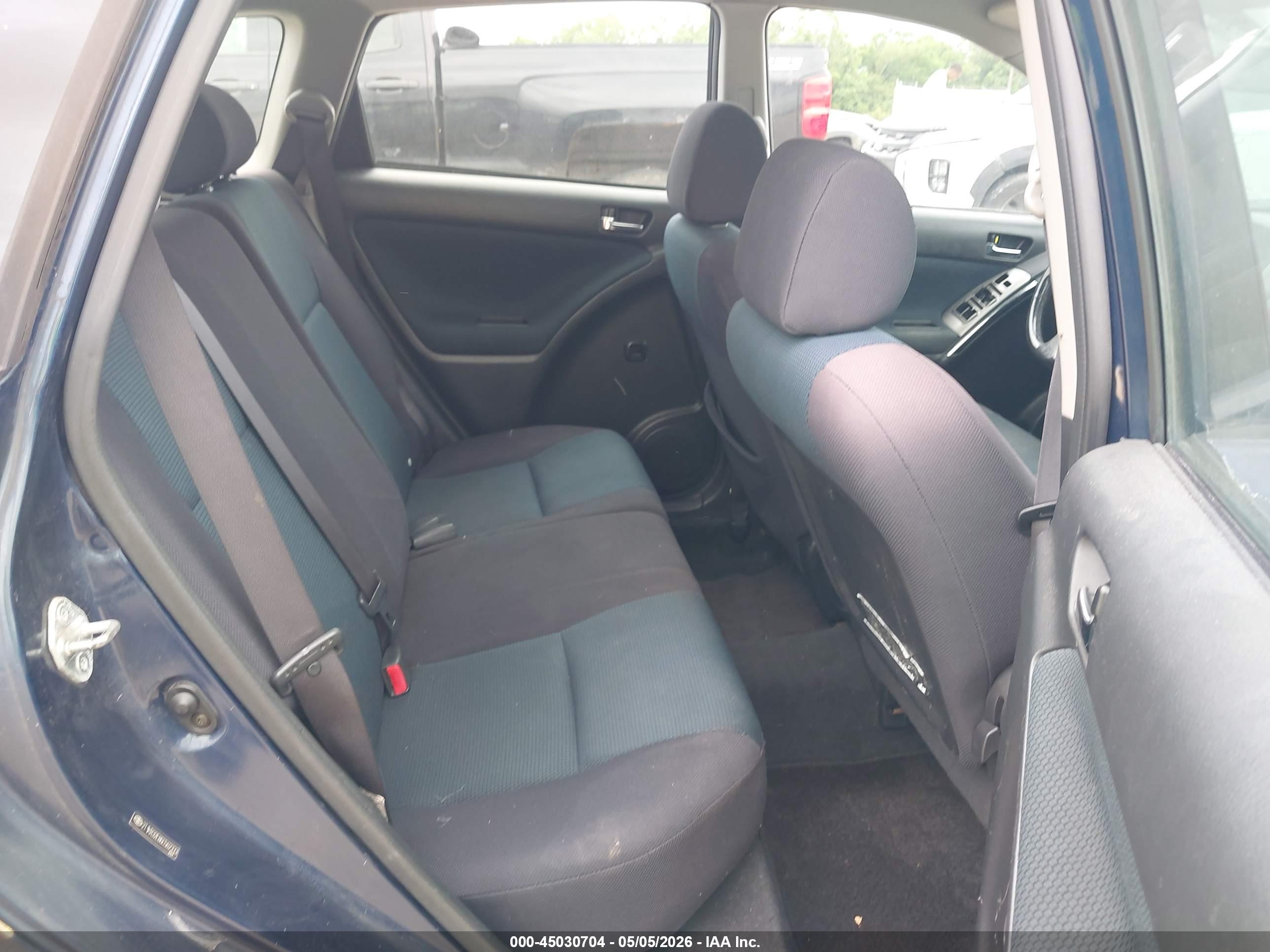 TOYOTA MATRIX image 8